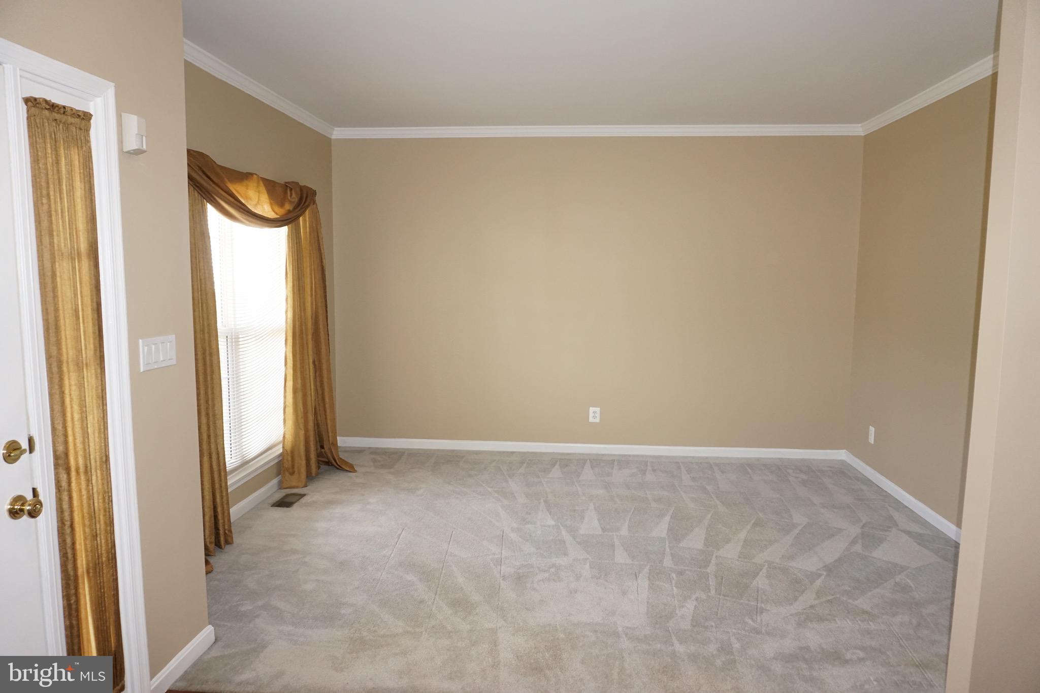 3007 DESERT PALM COURT