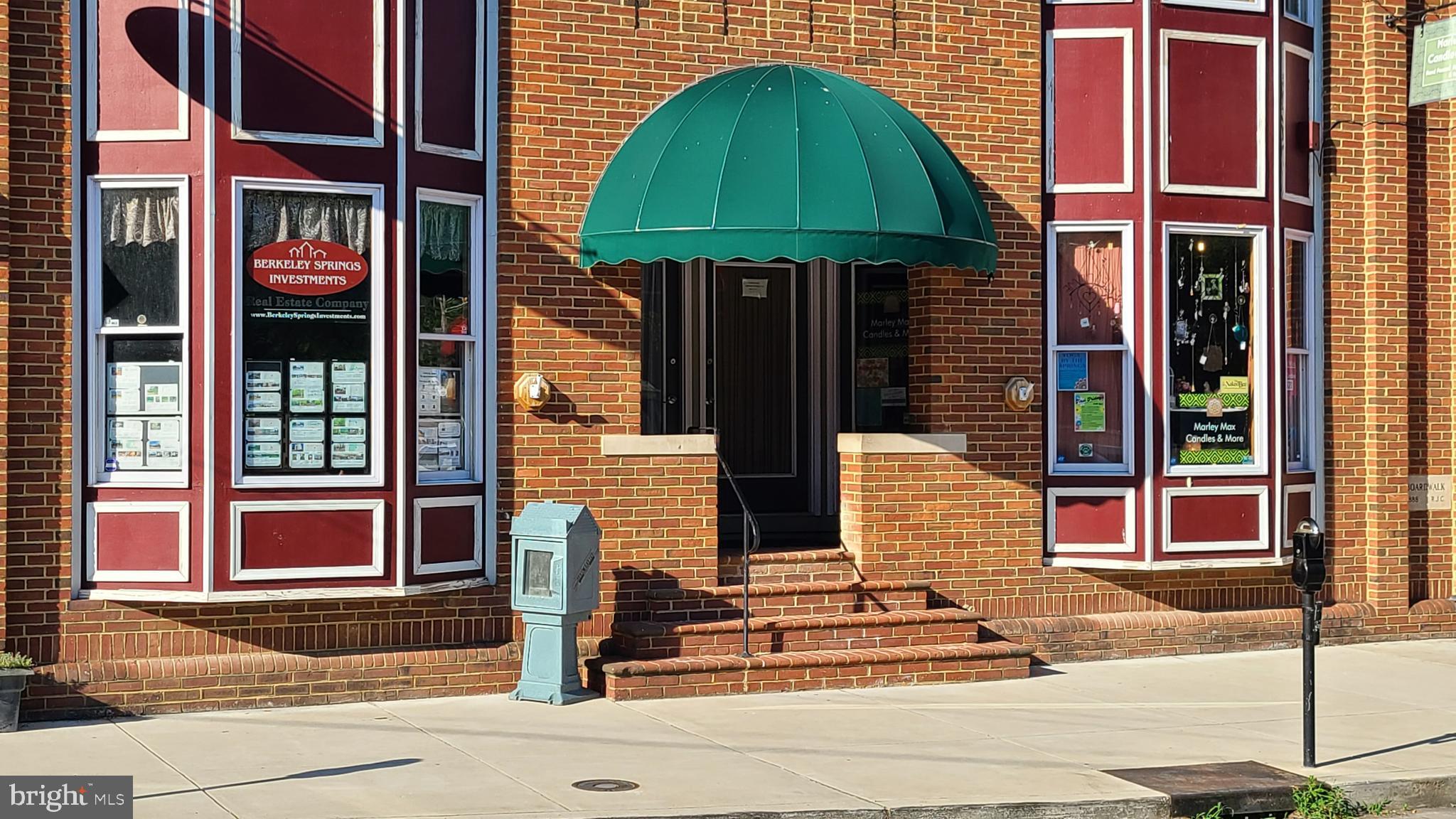 BERKELEY SPRINGS CORPORATION - Residential Lease