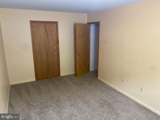 BERKELEY SPRINGS CORPORATION - Residential Lease