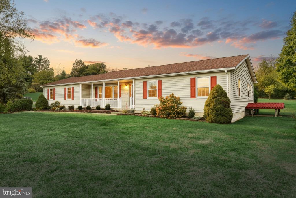 Photo of 5040 Rocky Road, GLENVILLE, PA 17329 (MLS # PAYK2092298)