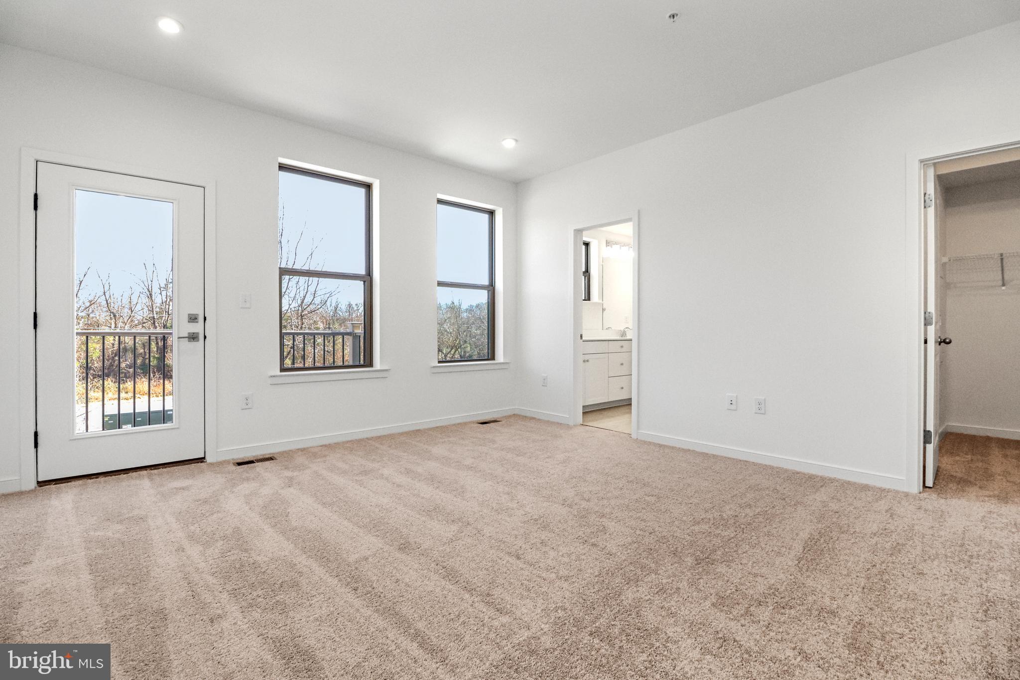 REGAL CHASE - Residential Lease