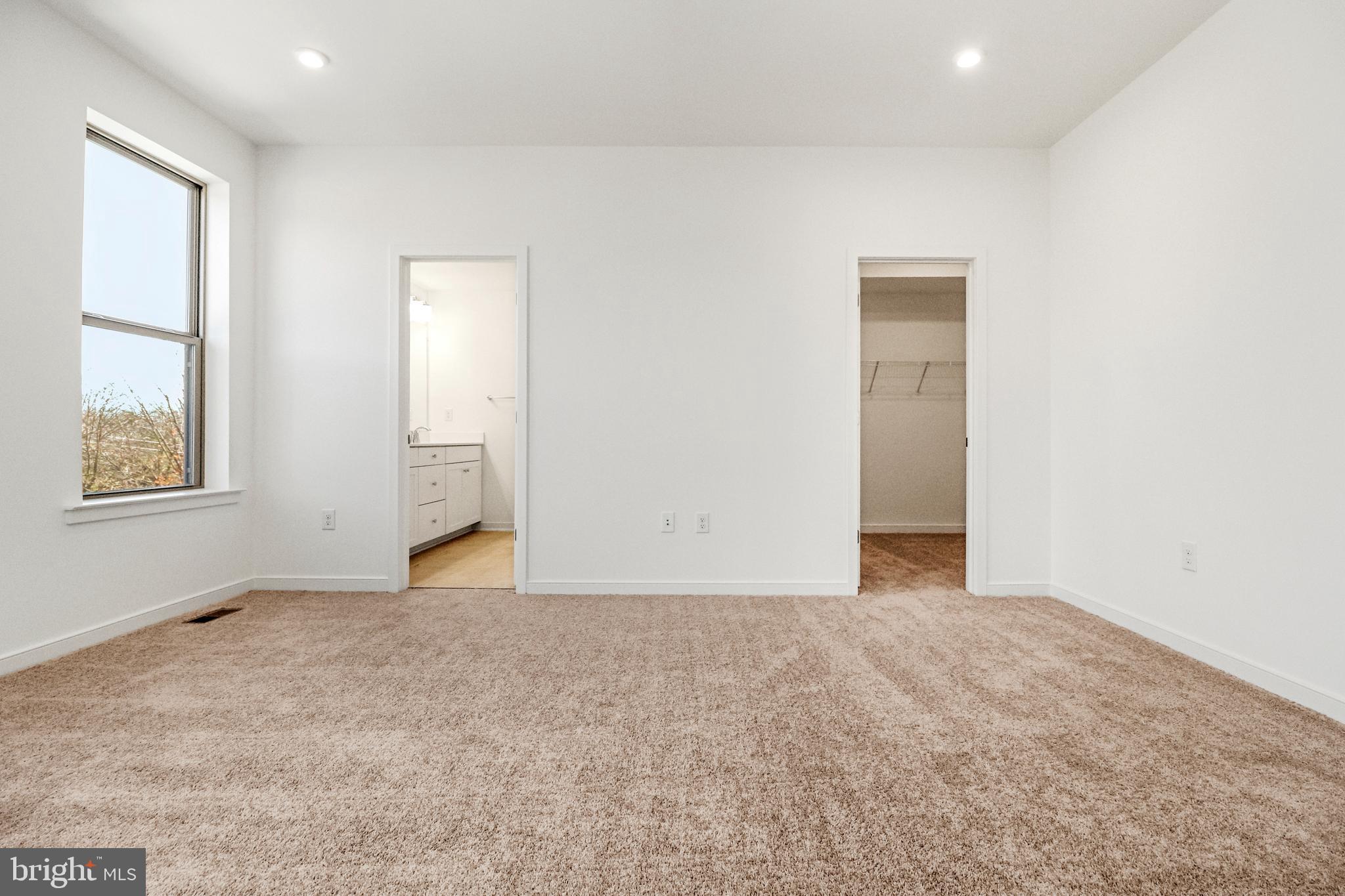 REGAL CHASE - Residential Lease