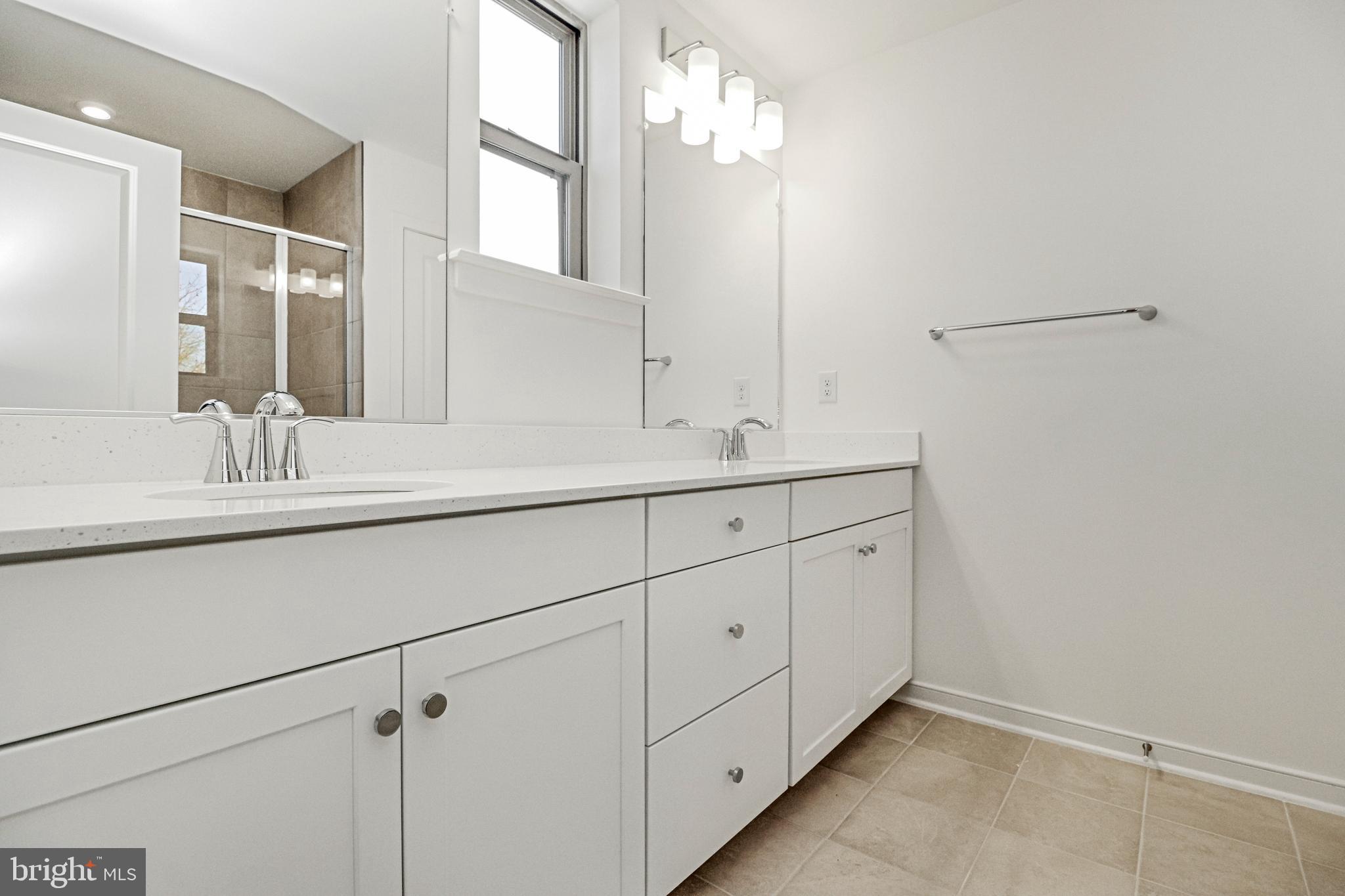 REGAL CHASE - Residential Lease