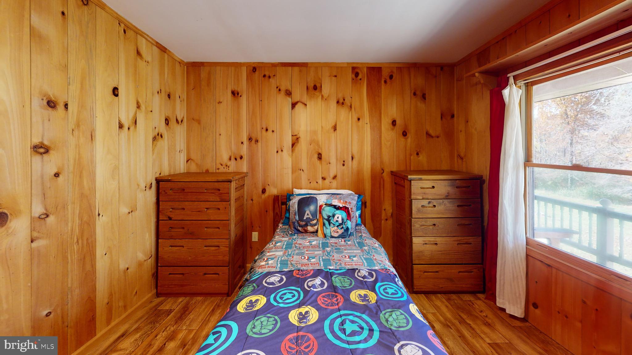 HICKORY WOODS - Residential