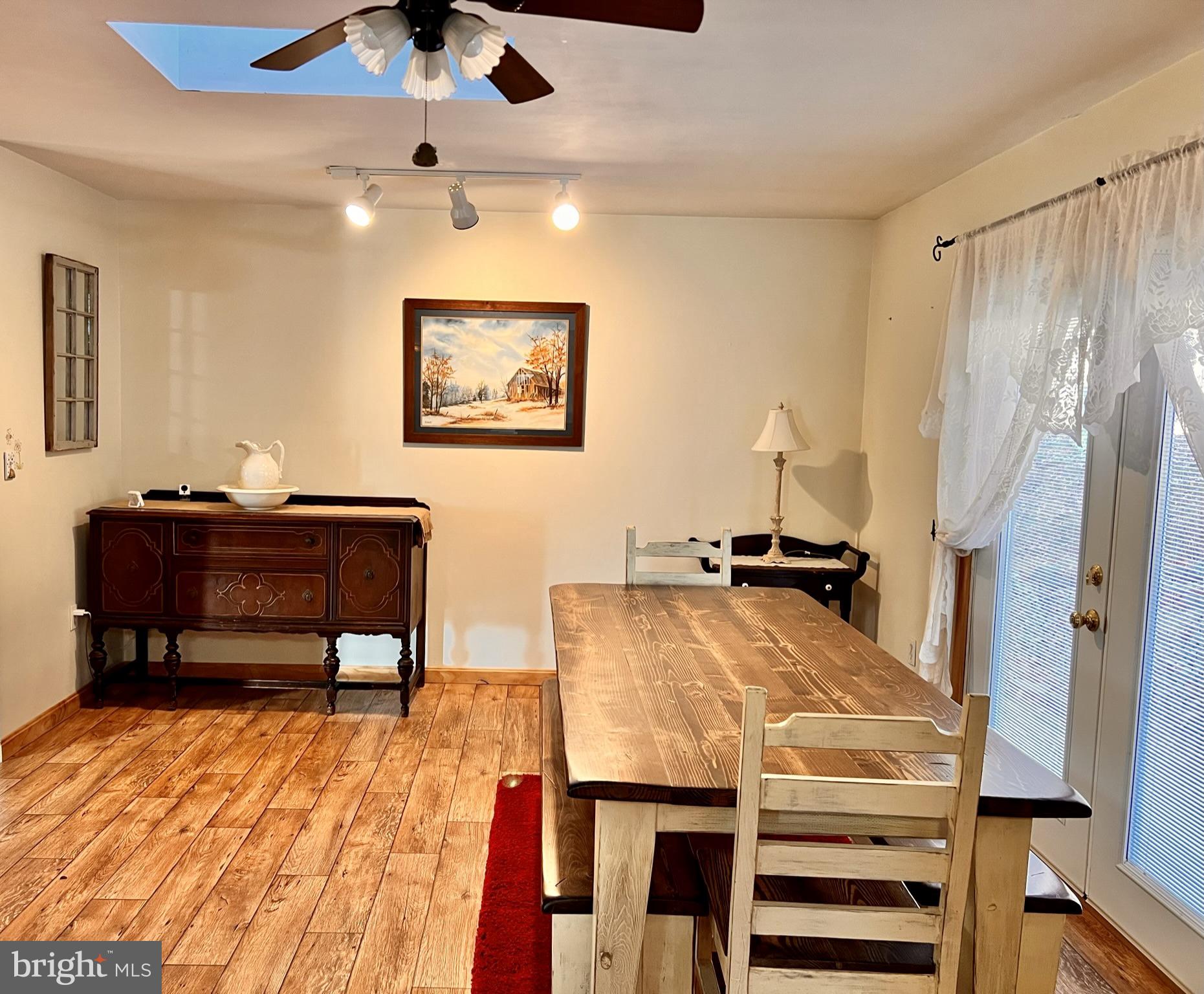 HICKORY WOODS - Residential