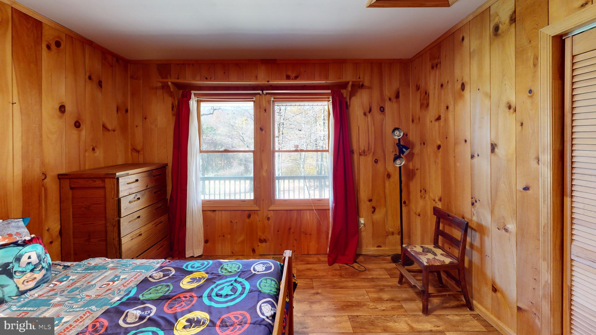 HICKORY WOODS - Residential