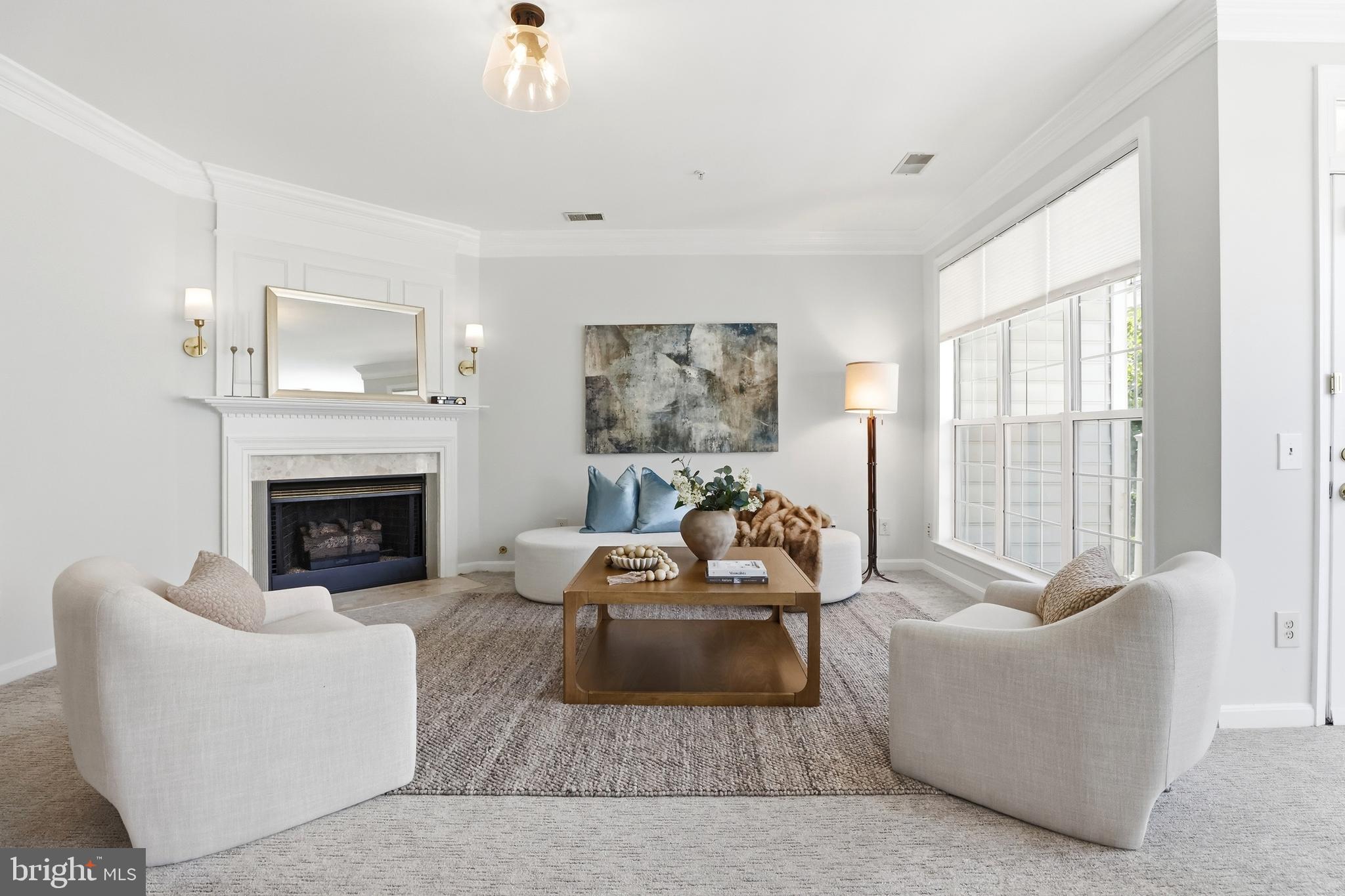 1734 KINGSGATE COURT 302