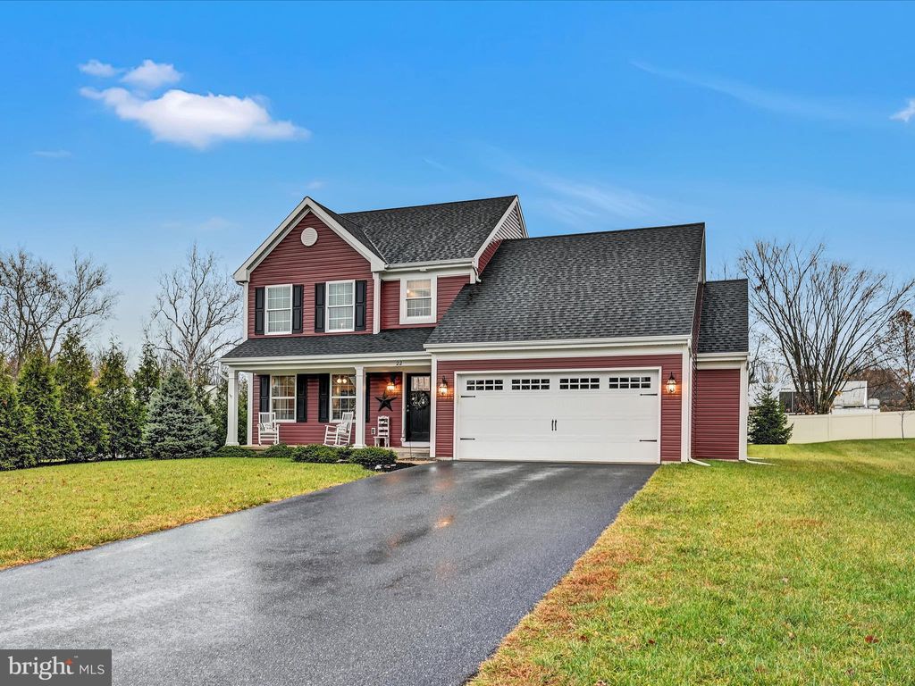 Photo of 22 Acorn Court, EPHRATA, PA 17522 (MLS # PALA2061036)
