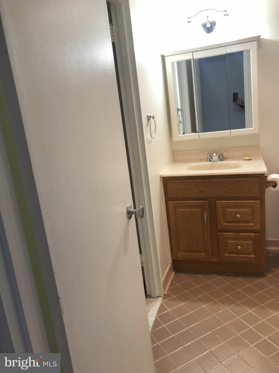 THE CHATHAM - Residential Lease