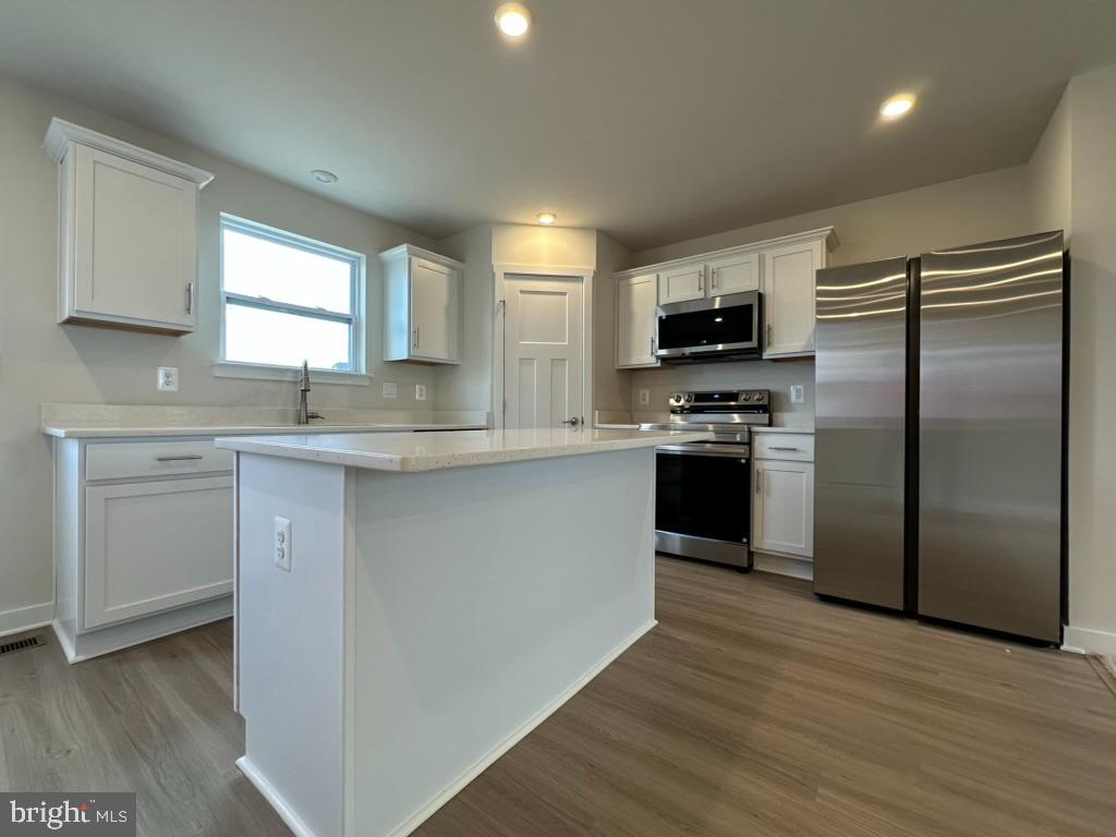 SOUTH BROOK - Residential