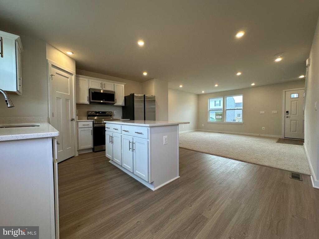 SOUTH BROOK - Residential