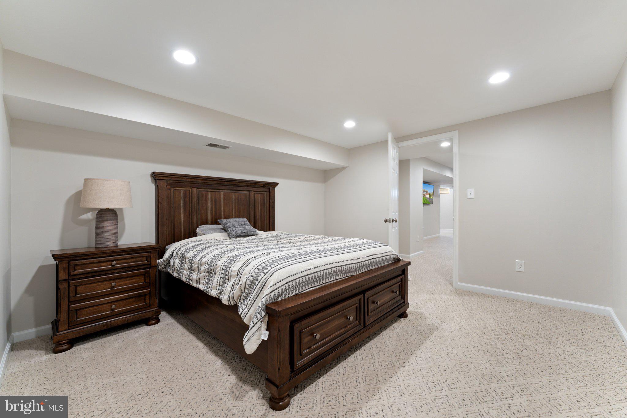 RIDGES OF WARRENTON - Residential