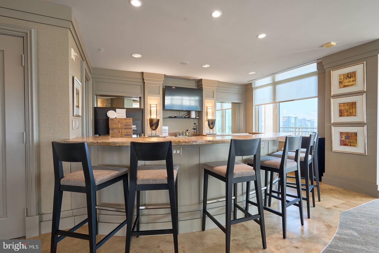 ONE PARK CREST CONDOMINIUM - Residential