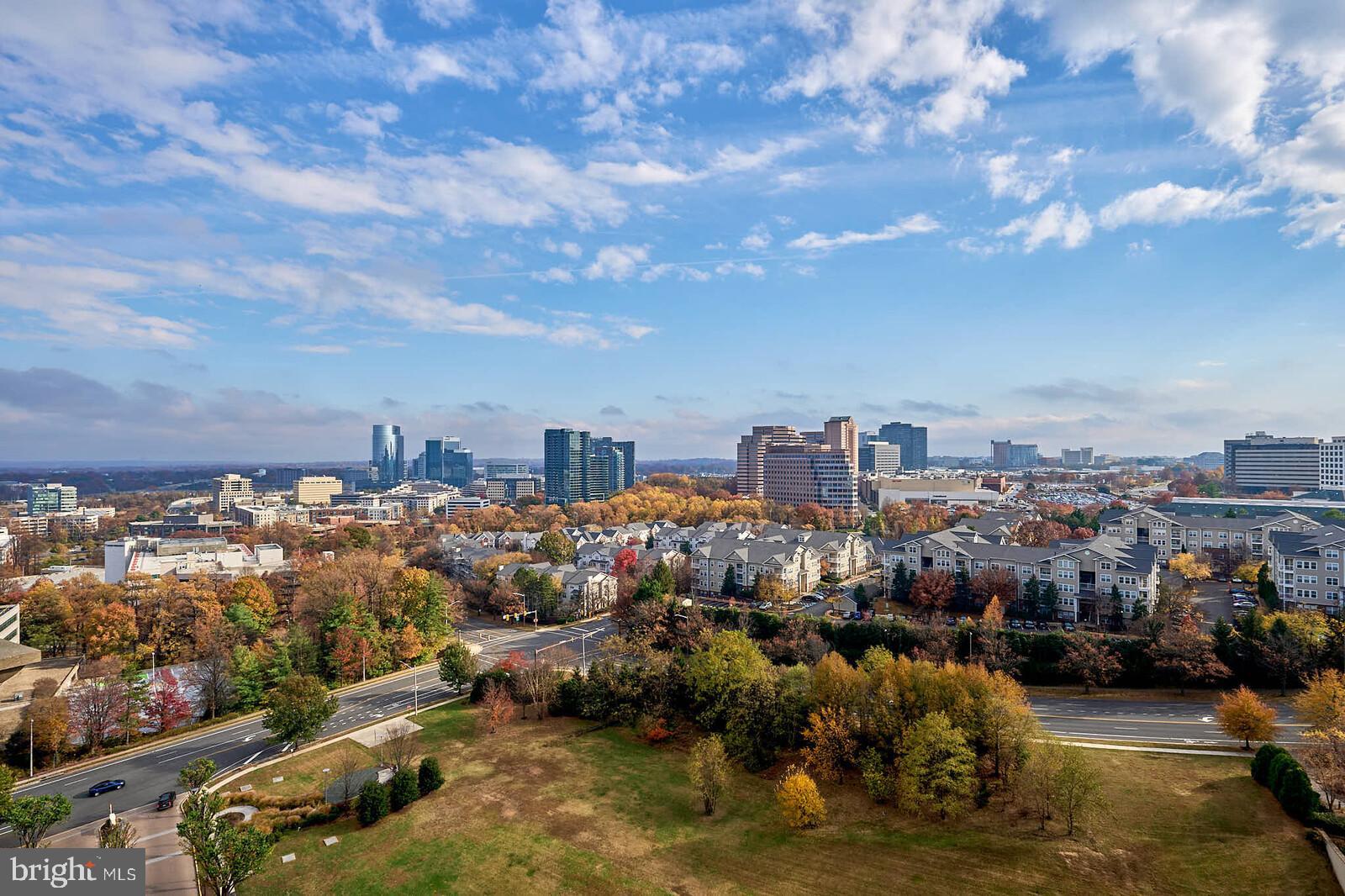 ONE PARK CREST CONDOMINIUM - Residential
