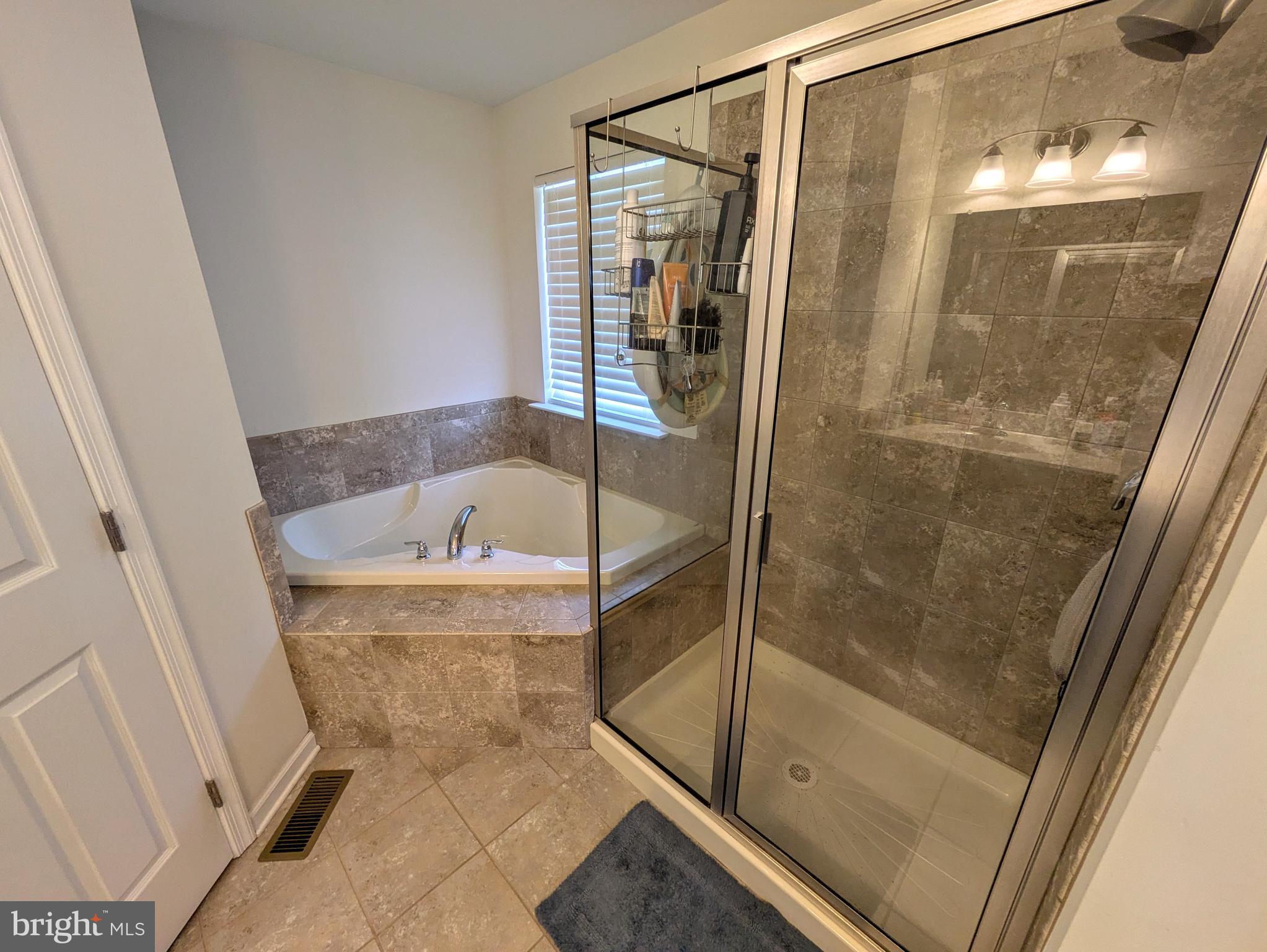 SCENIC VIEW ESTATES - Residential