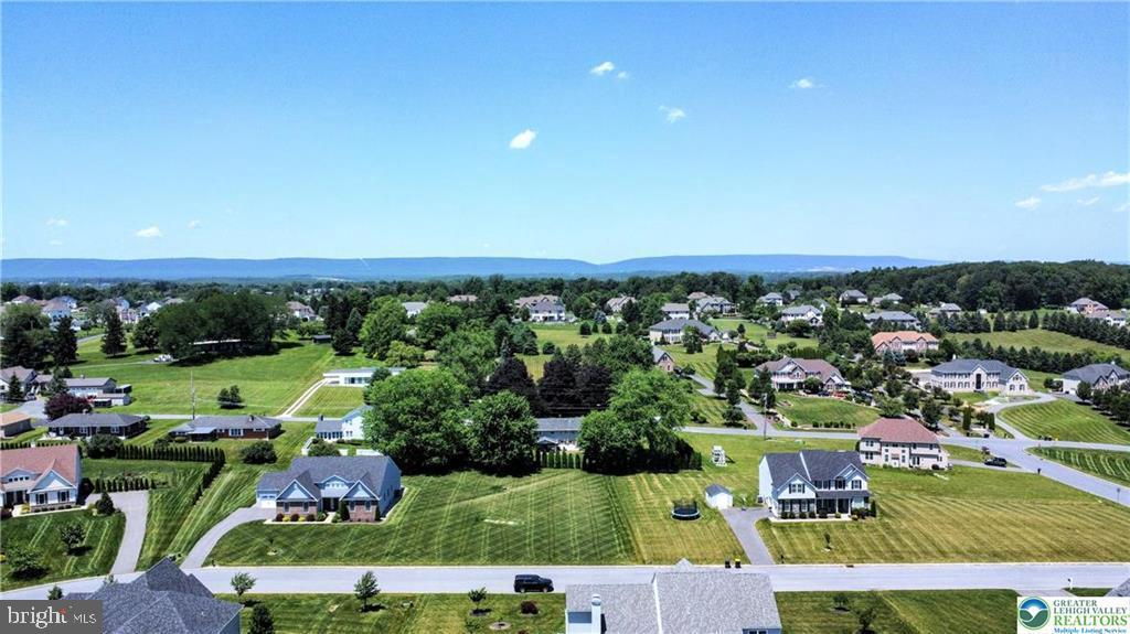 SCENIC VIEW ESTATES - Residential