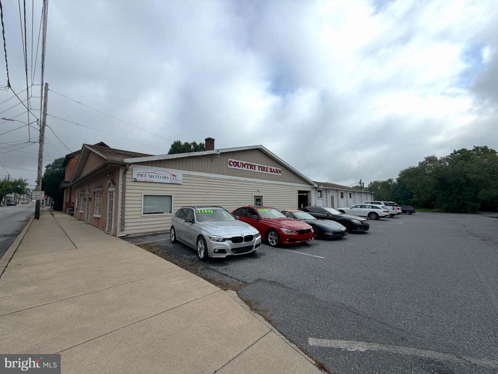 Photo of 217 S Main Street, MANHEIM, PA 17545 (MLS # PALA2093238)