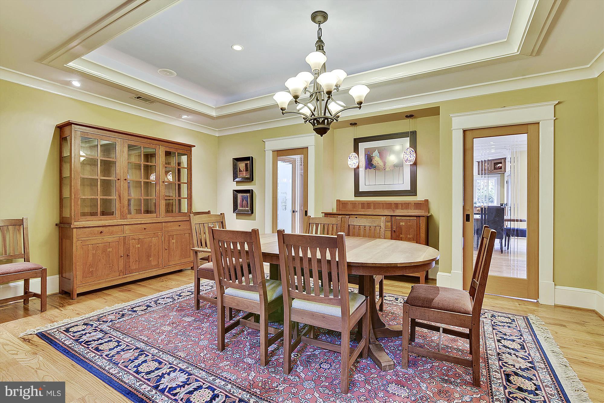 RAVENWOOD PARK - Residential