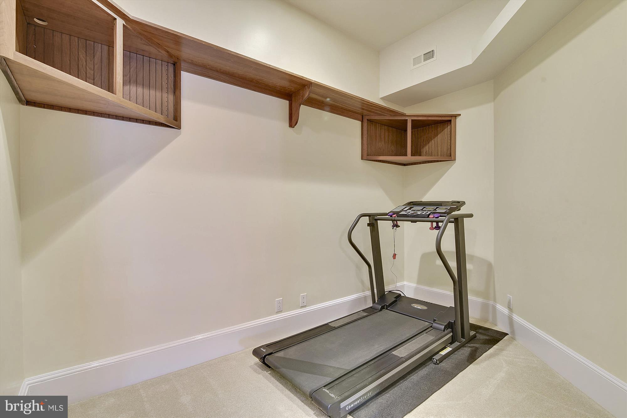 RAVENWOOD PARK - Residential