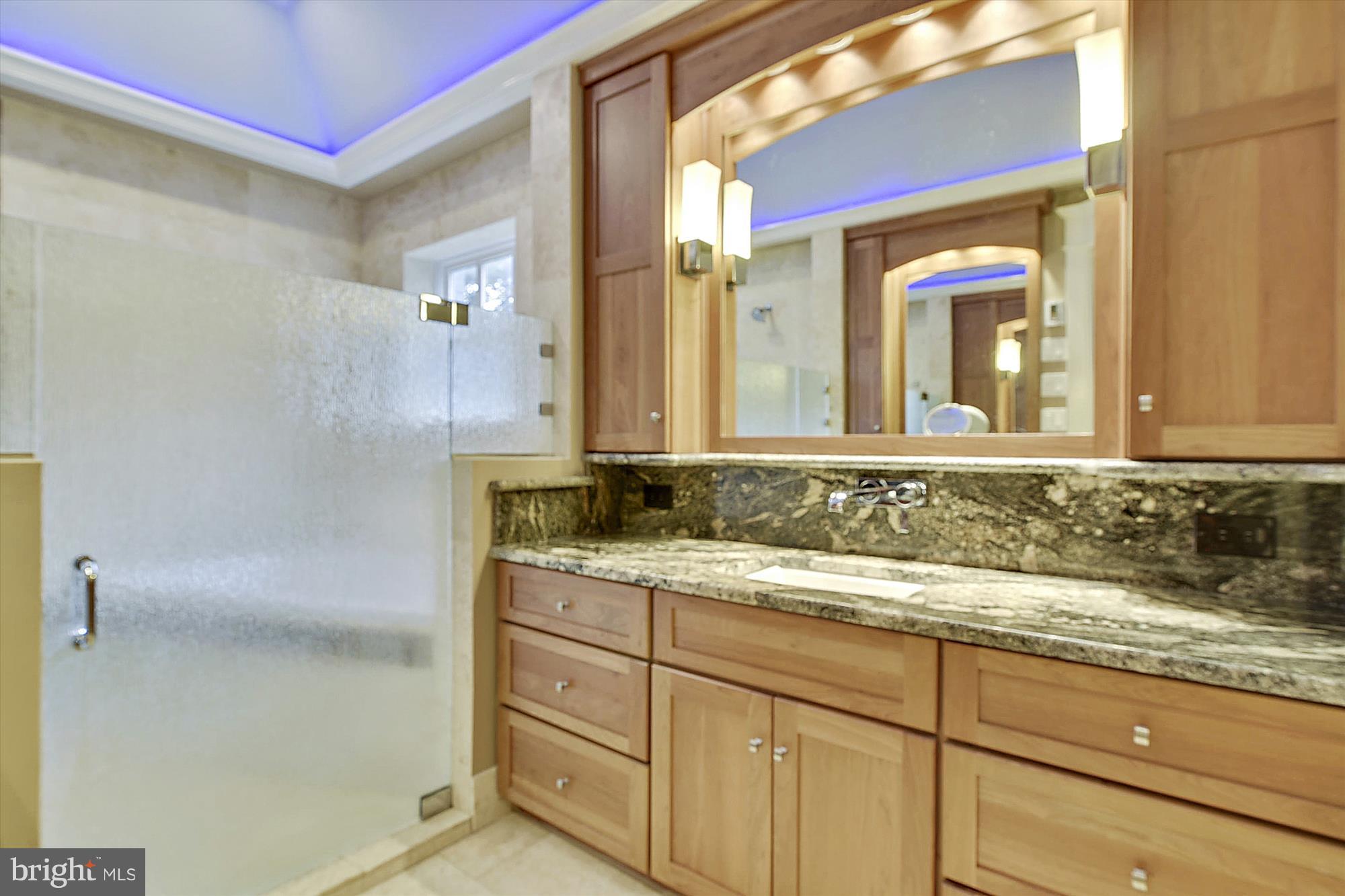 RAVENWOOD PARK - Residential