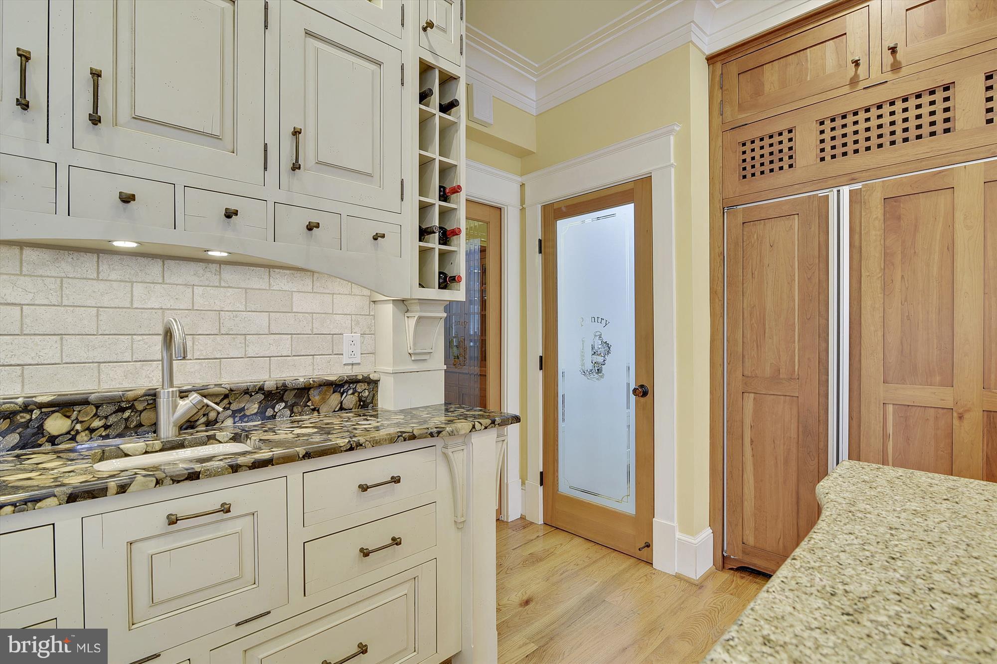 RAVENWOOD PARK - Residential