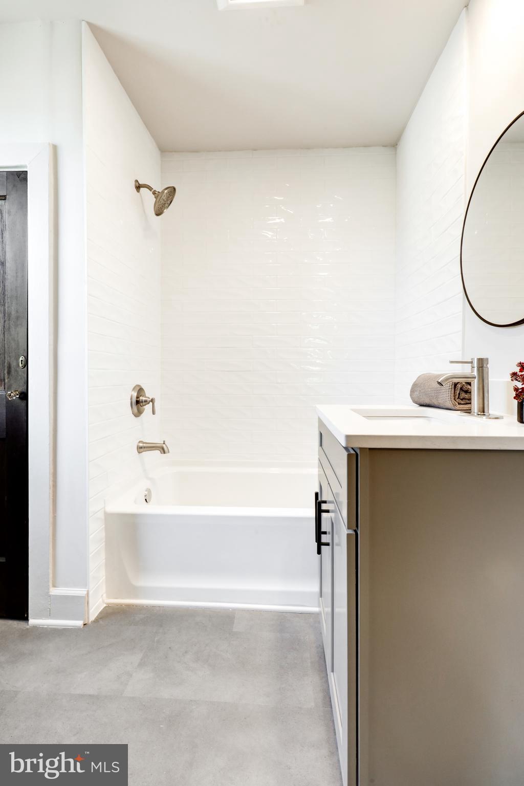 ABINGTON WOODS - Residential