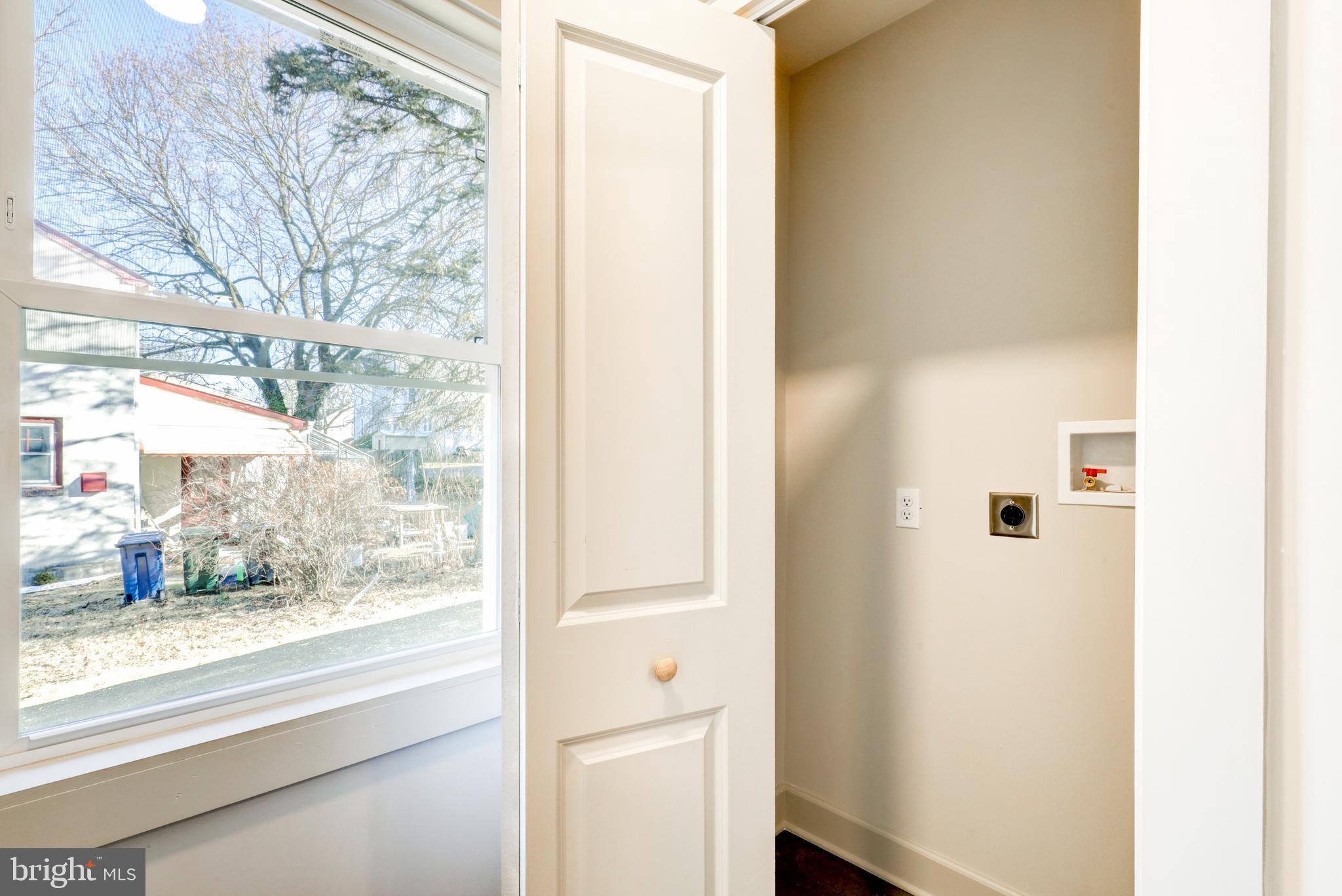 ABINGTON WOODS - Residential