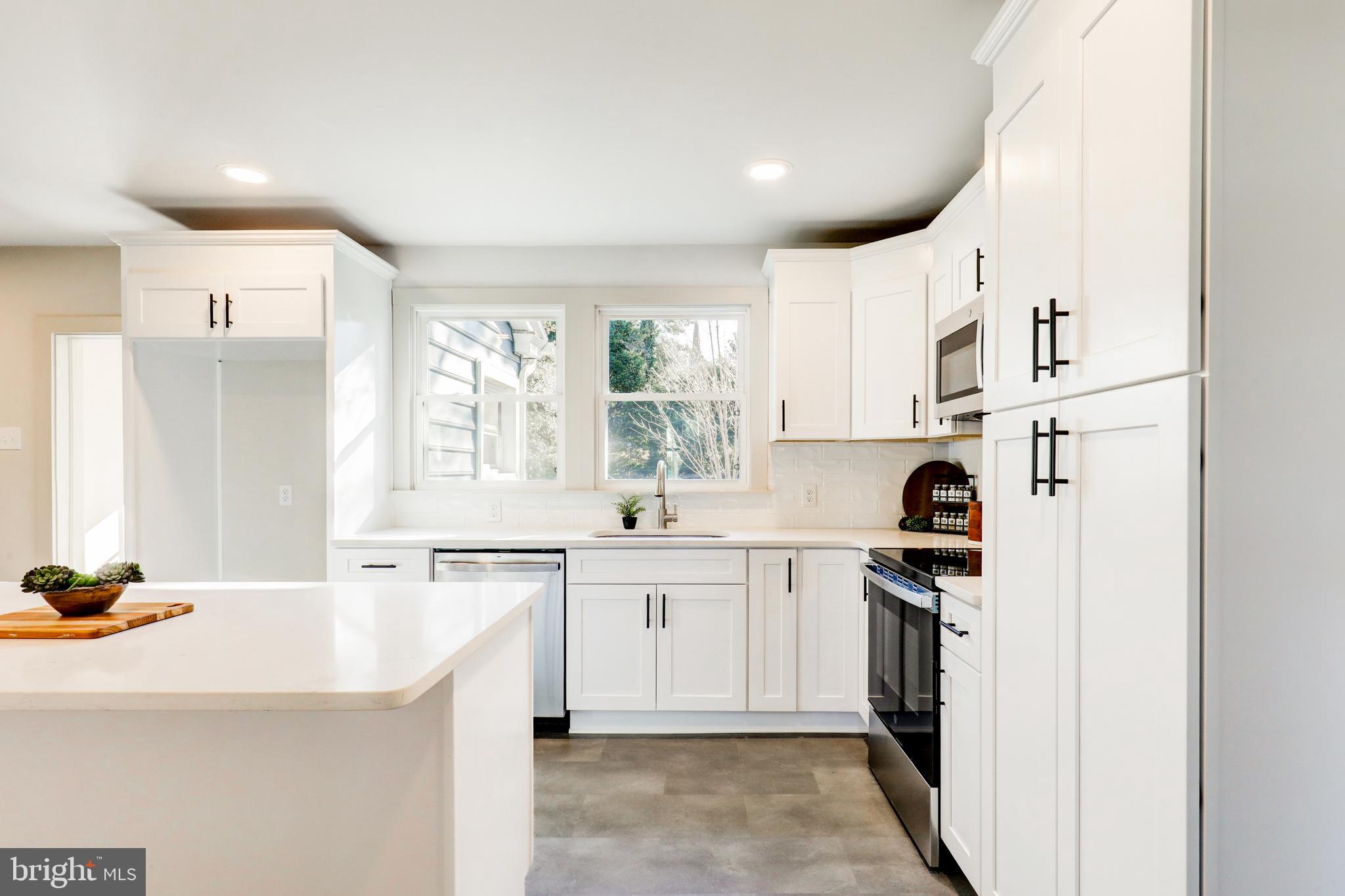 ABINGTON WOODS - Residential