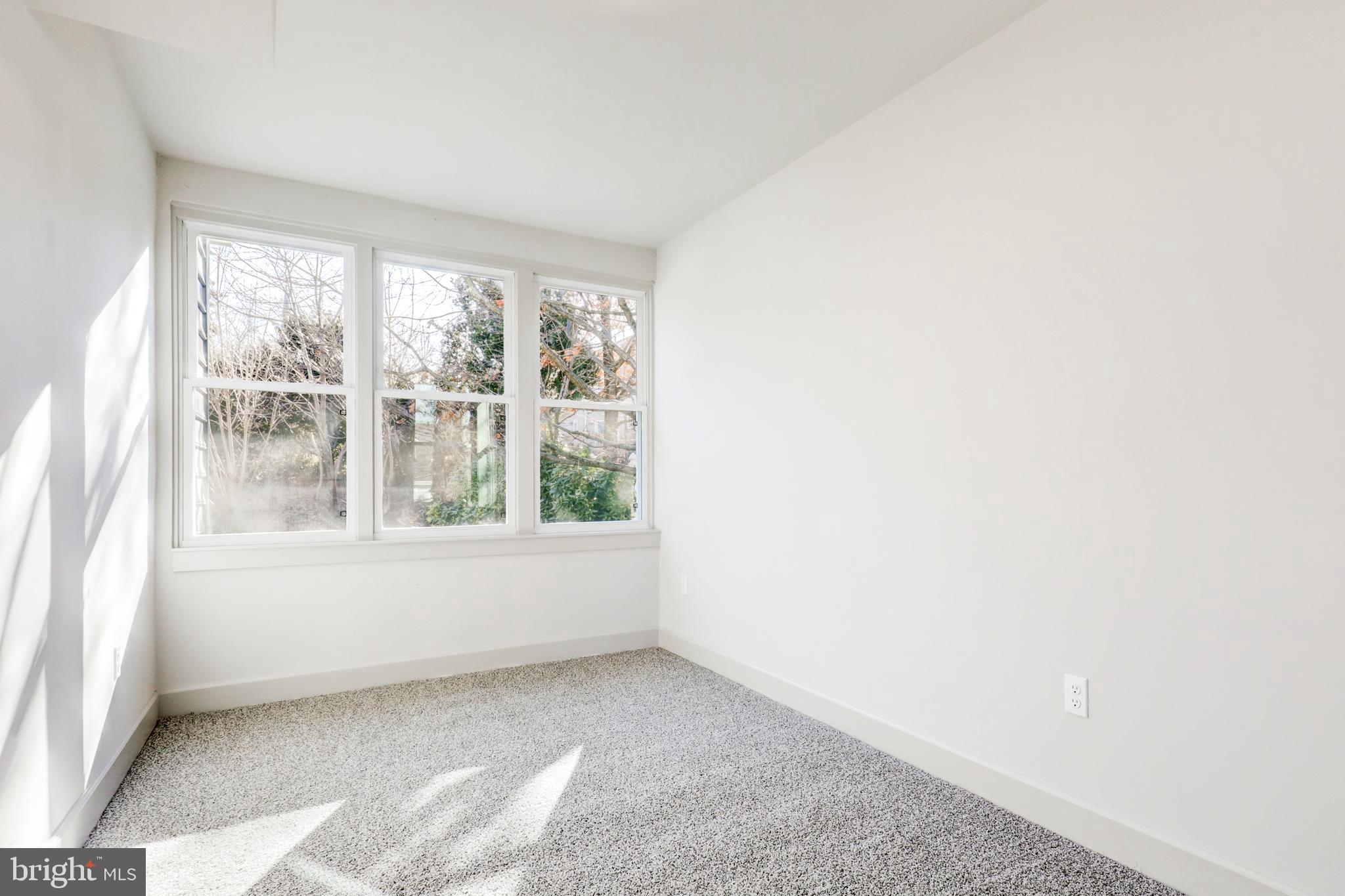 ABINGTON WOODS - Residential