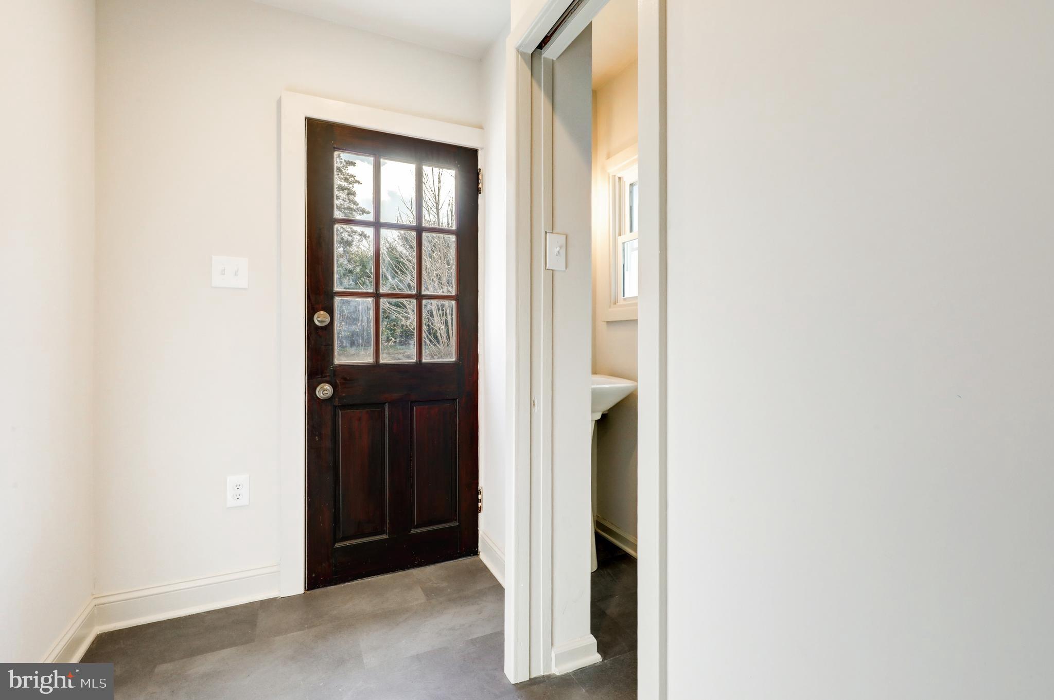 ABINGTON WOODS - Residential