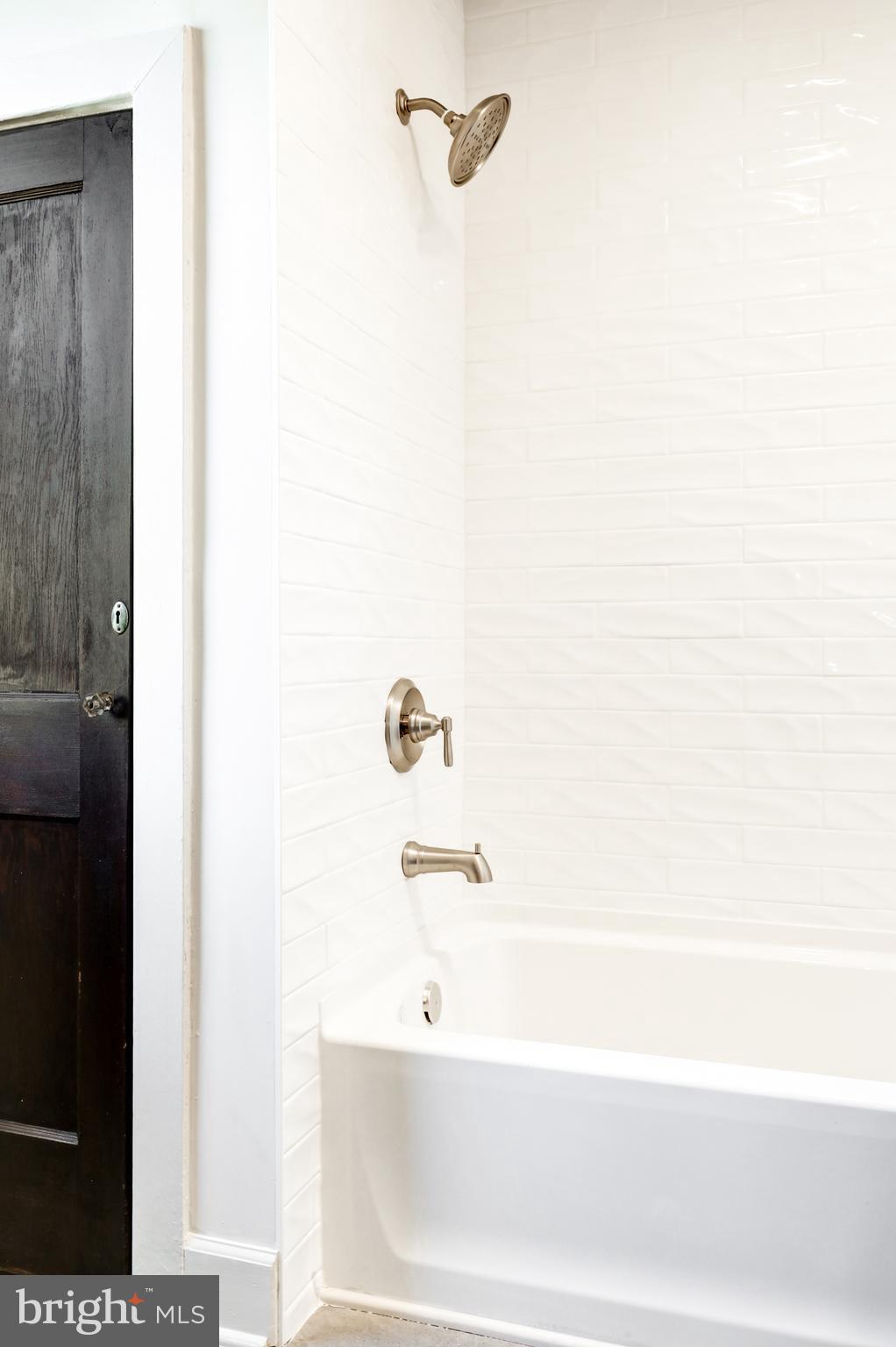 ABINGTON WOODS - Residential