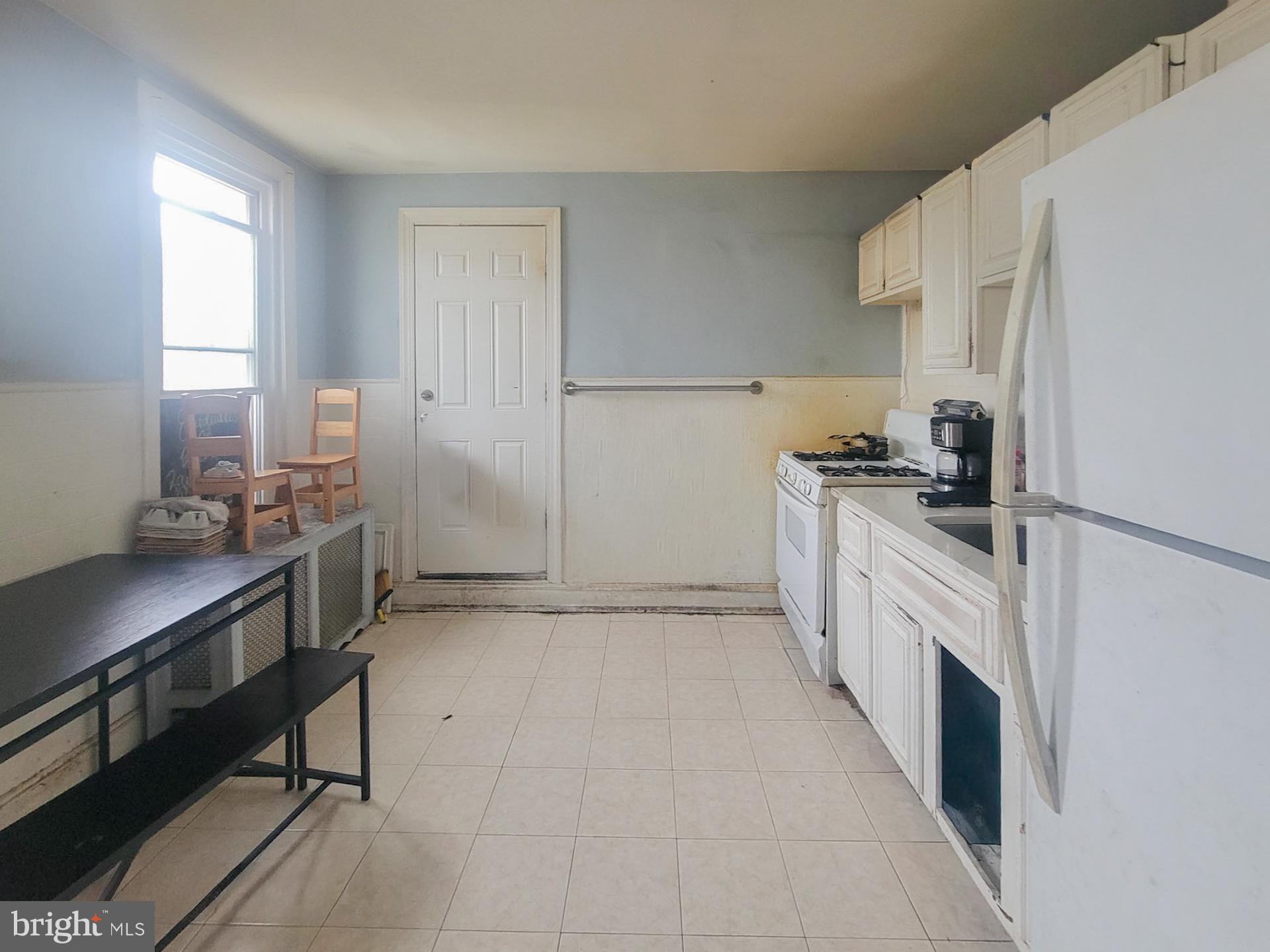 3862 N 6TH STREET