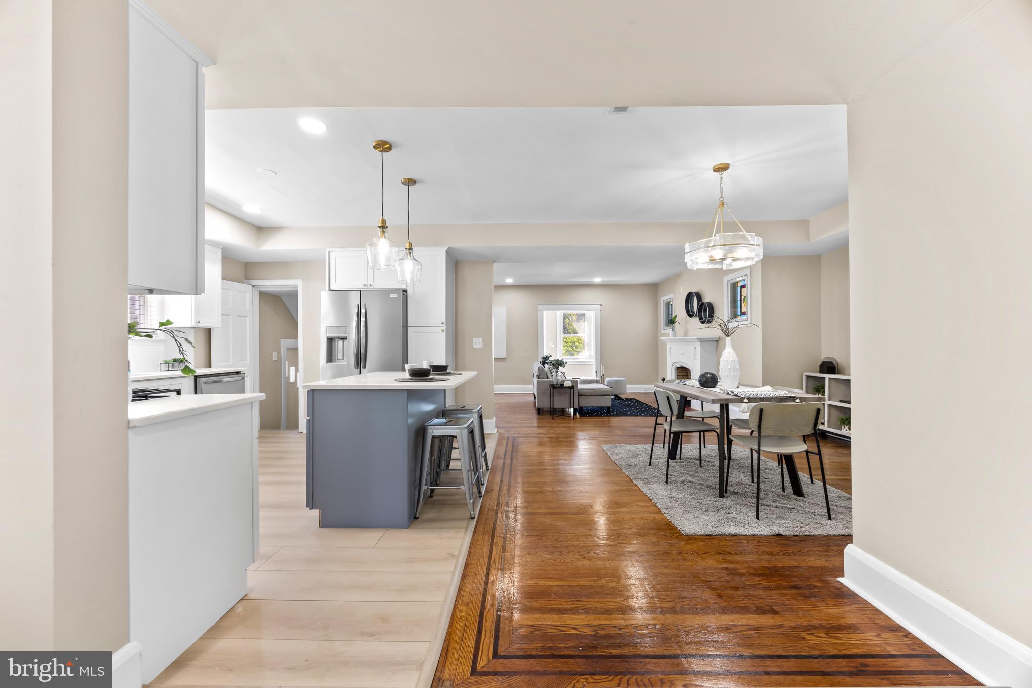 BEVERLY HILLS - Residential