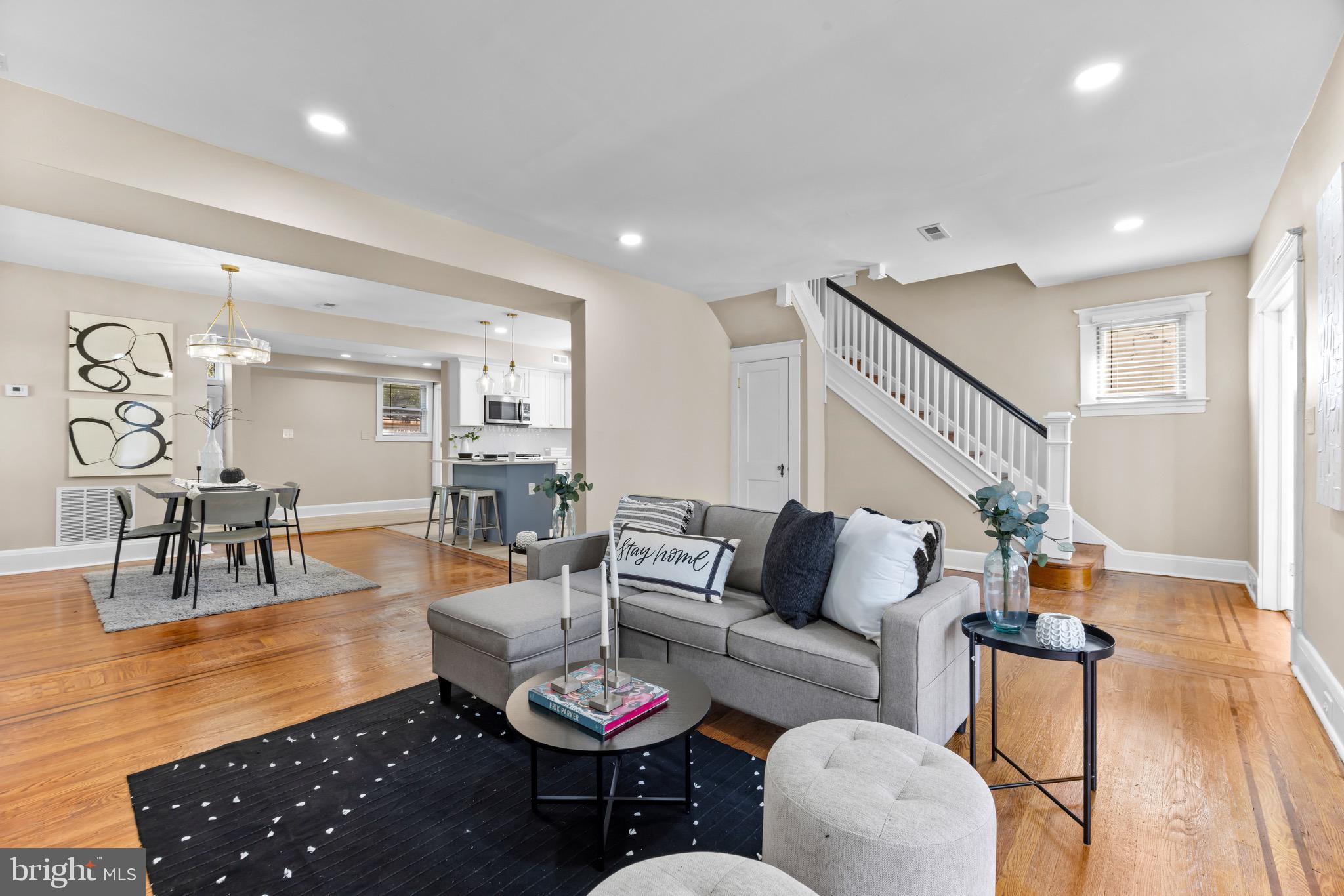 BEVERLY HILLS - Residential