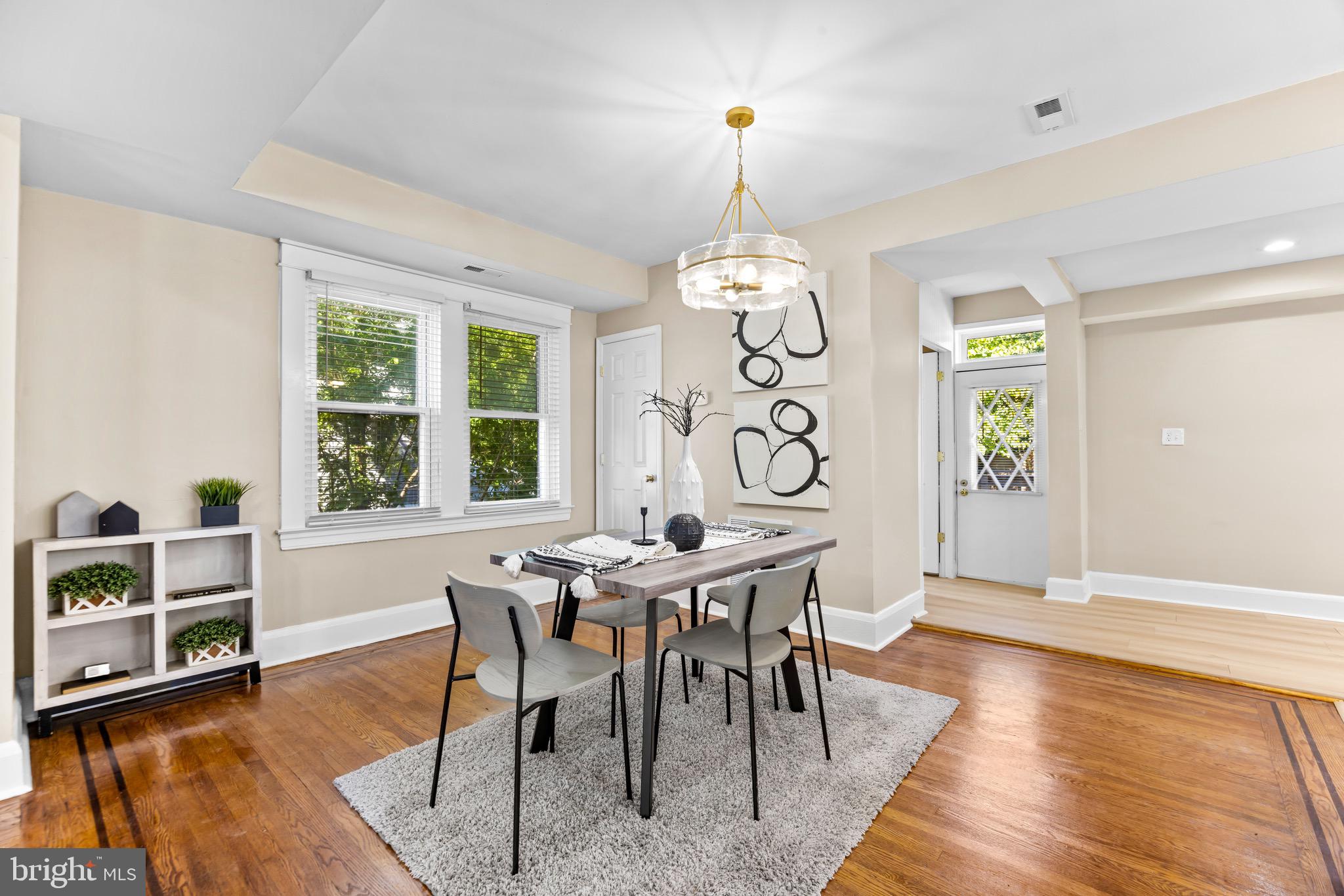 BEVERLY HILLS - Residential