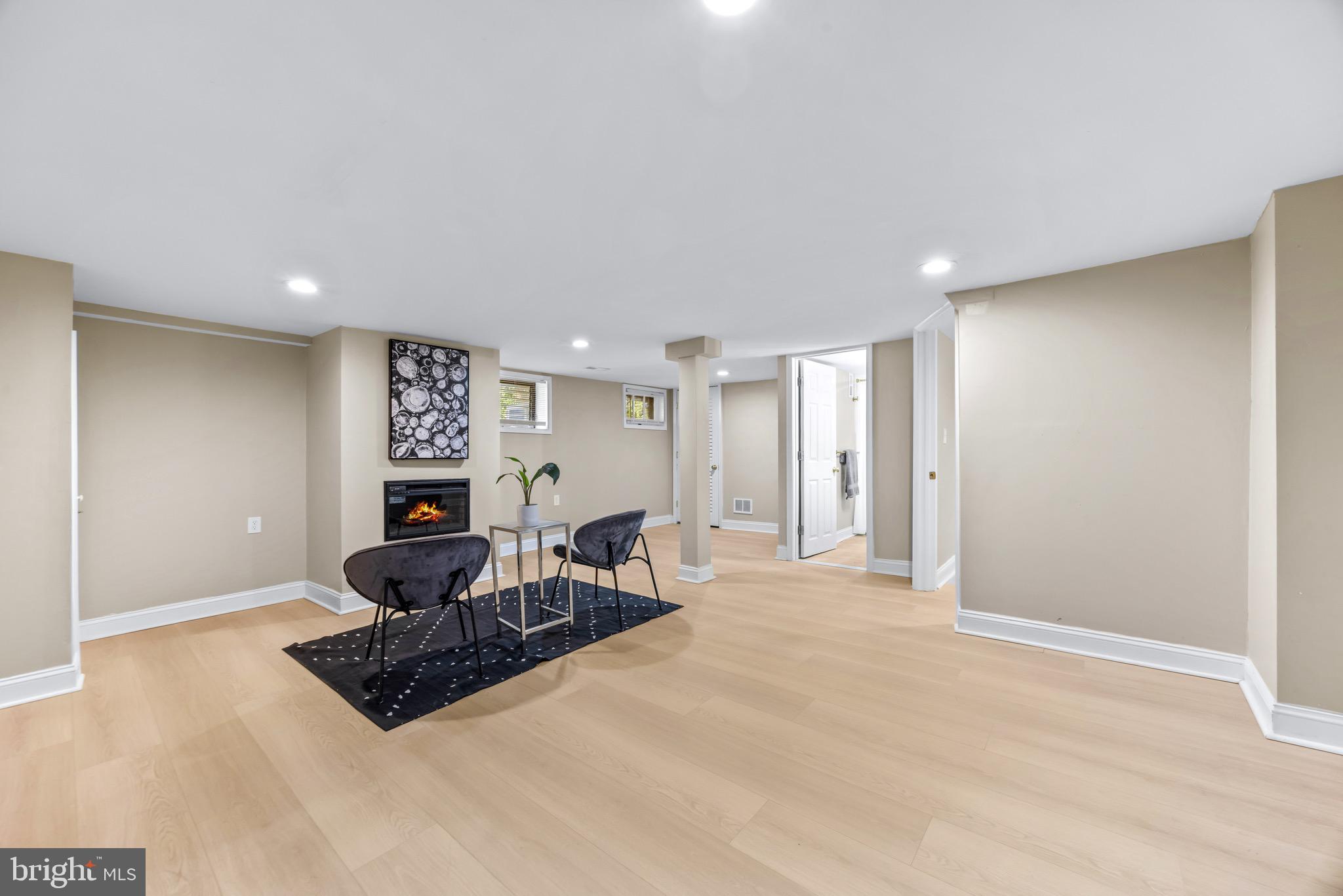 BEVERLY HILLS - Residential