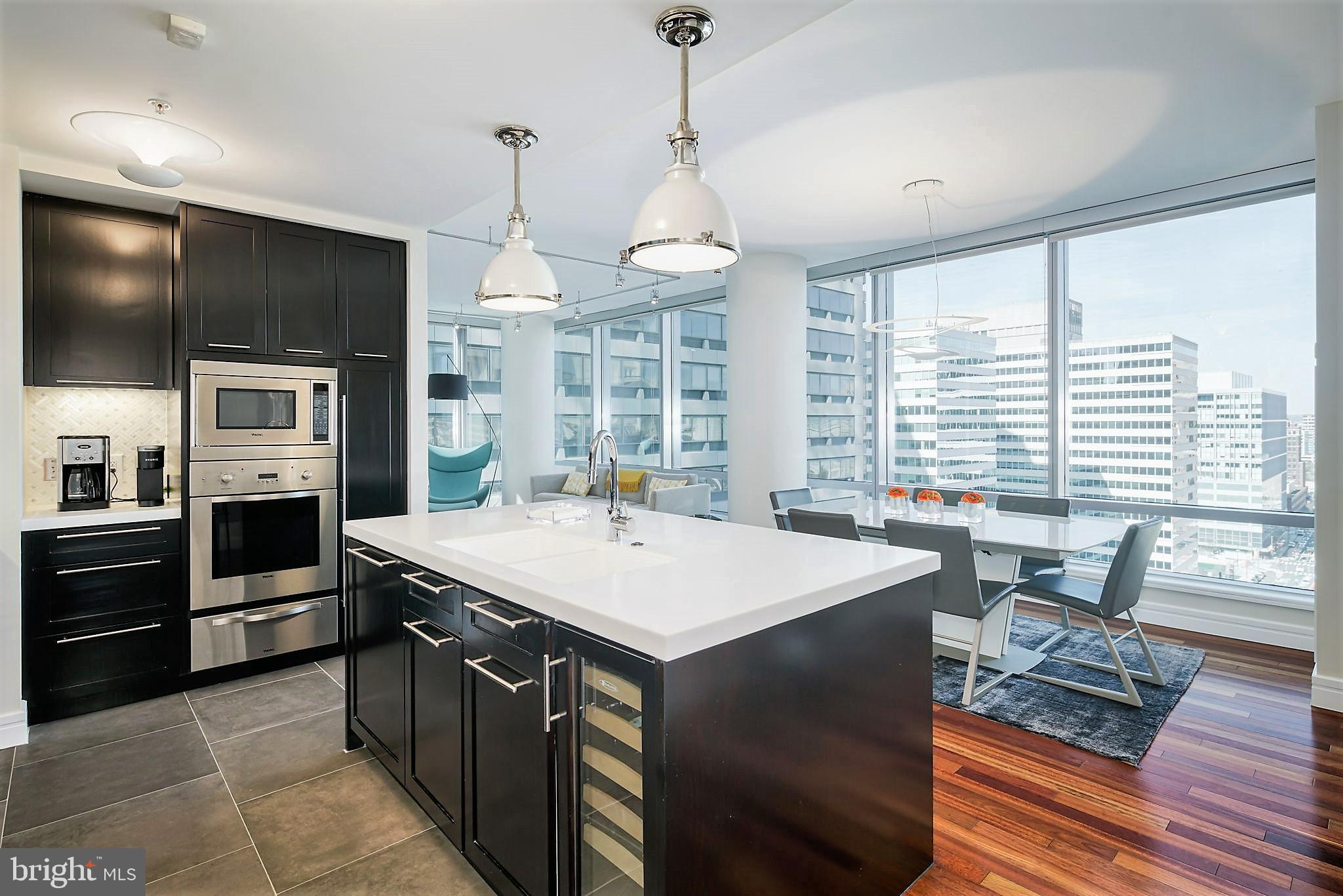 AVENUE OF THE ARTS - Residential