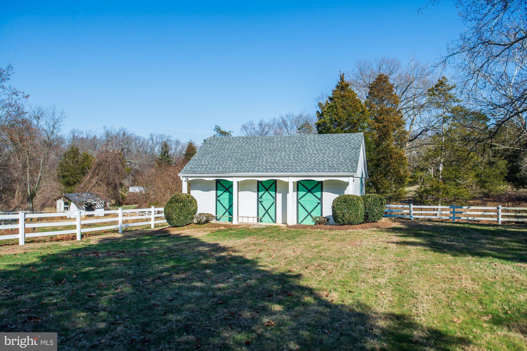 BRADLEY FARMS - Residential