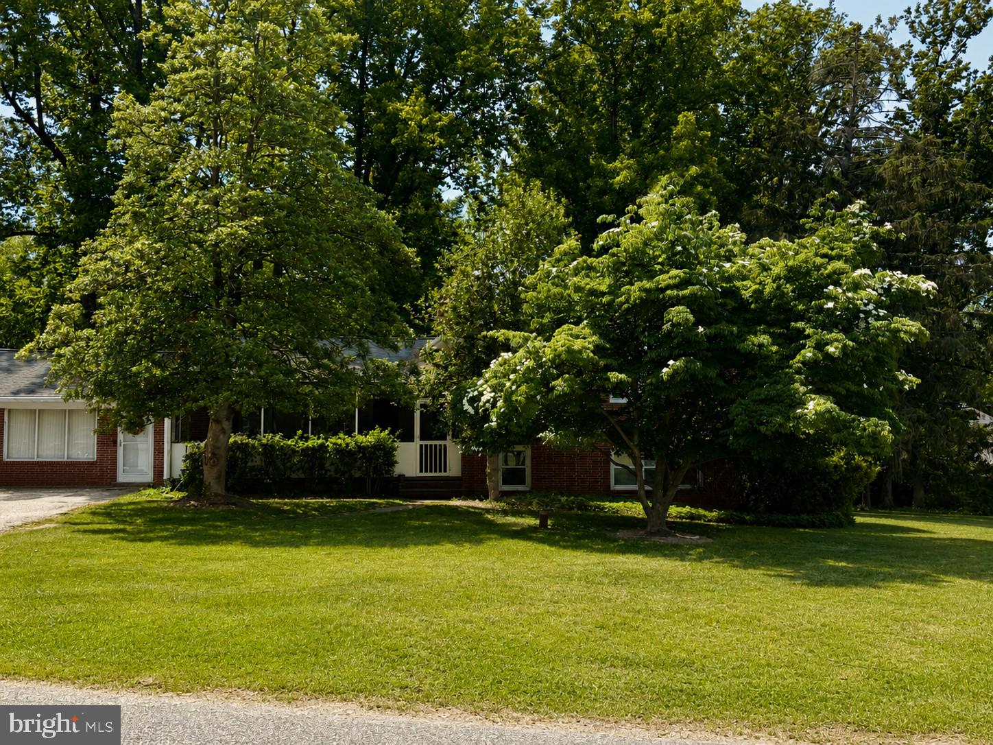 2 GREENLEA DRIVE