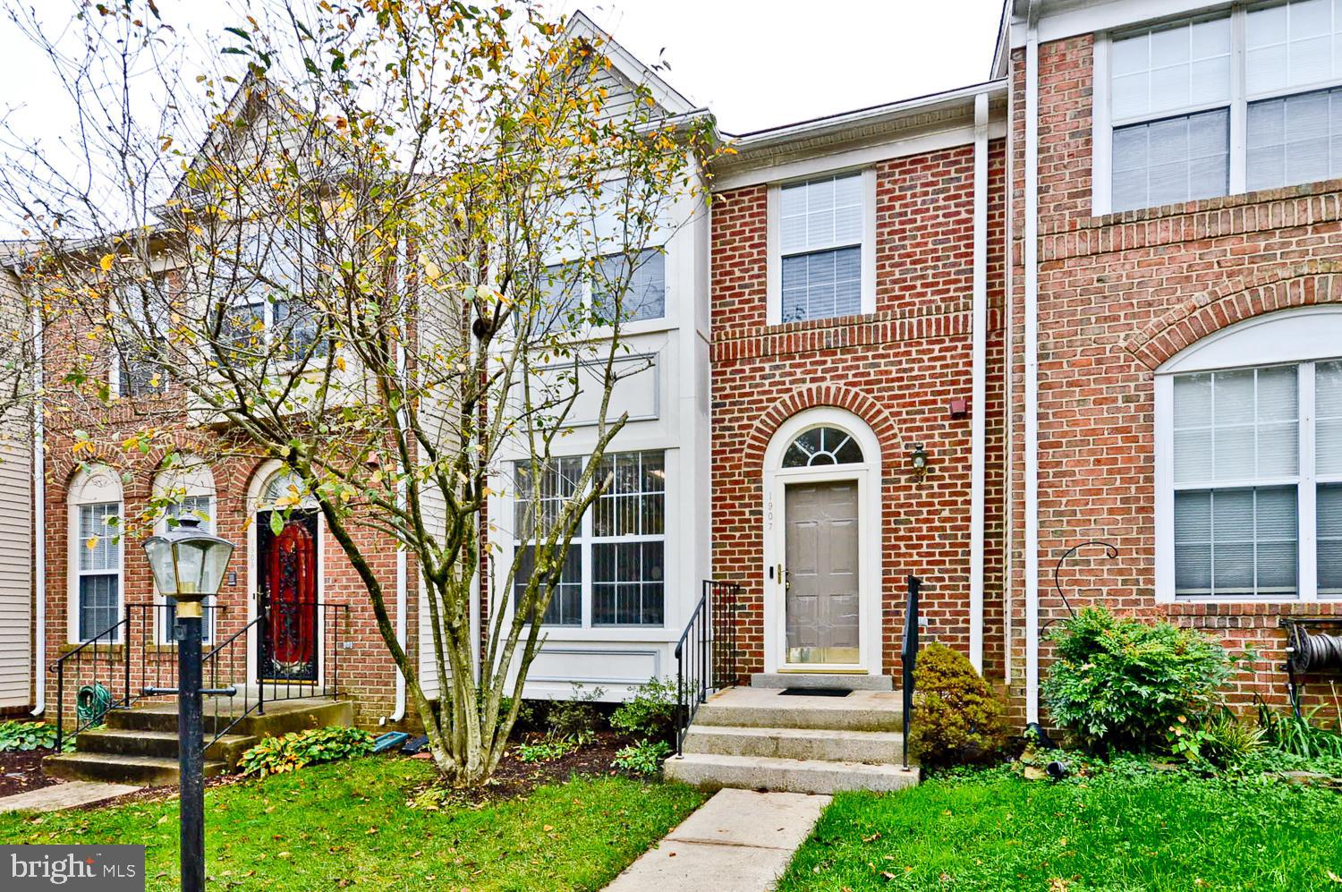 WOODVIEW VILLAGE - Residential