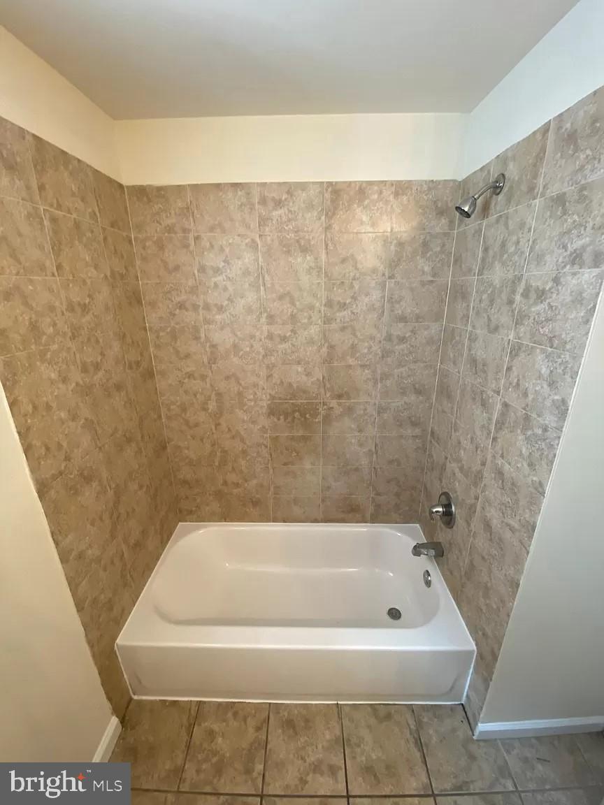 WEST PHILADELPHIA - Residential Lease