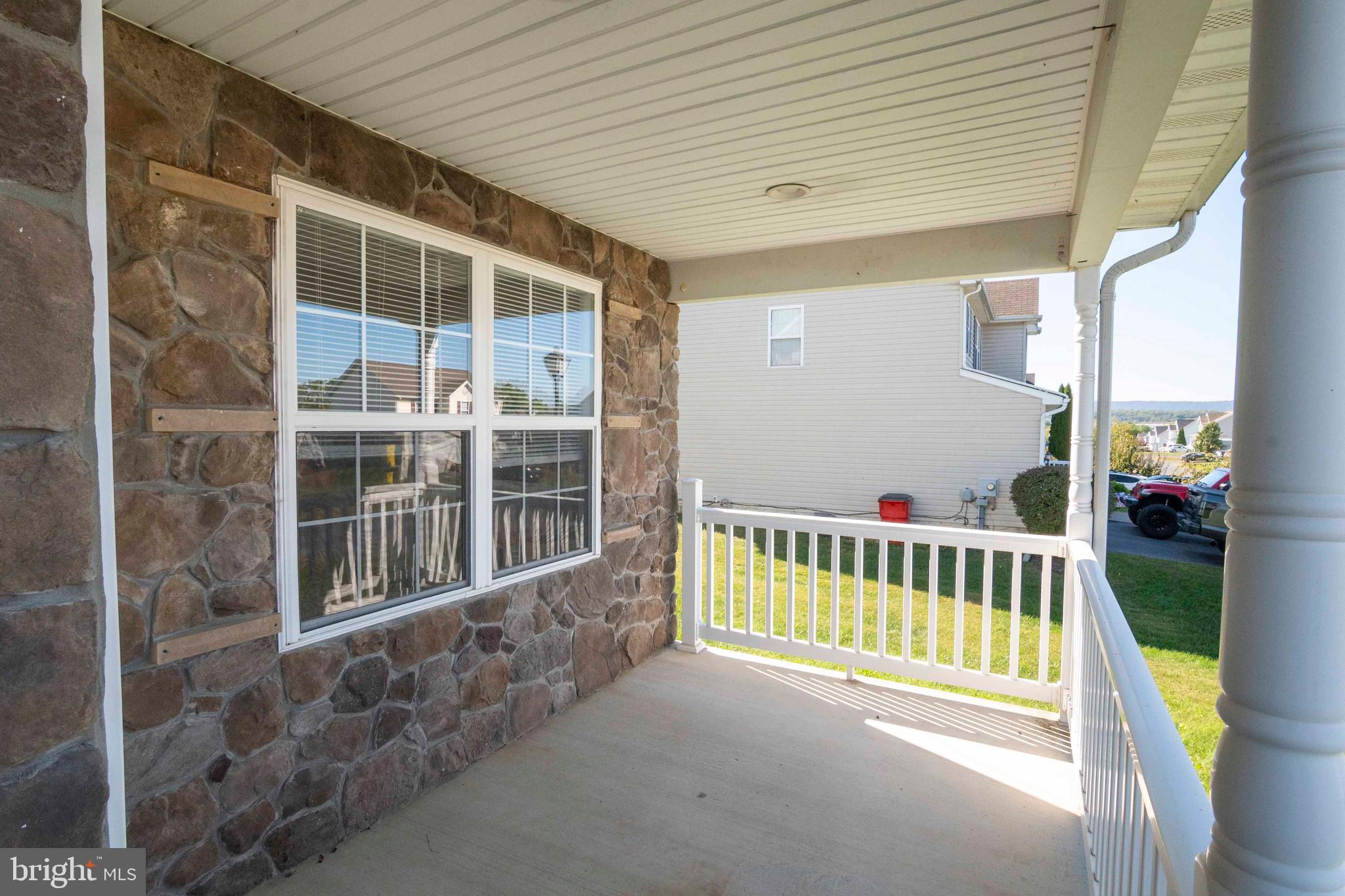 SUMMER HILL - Residential