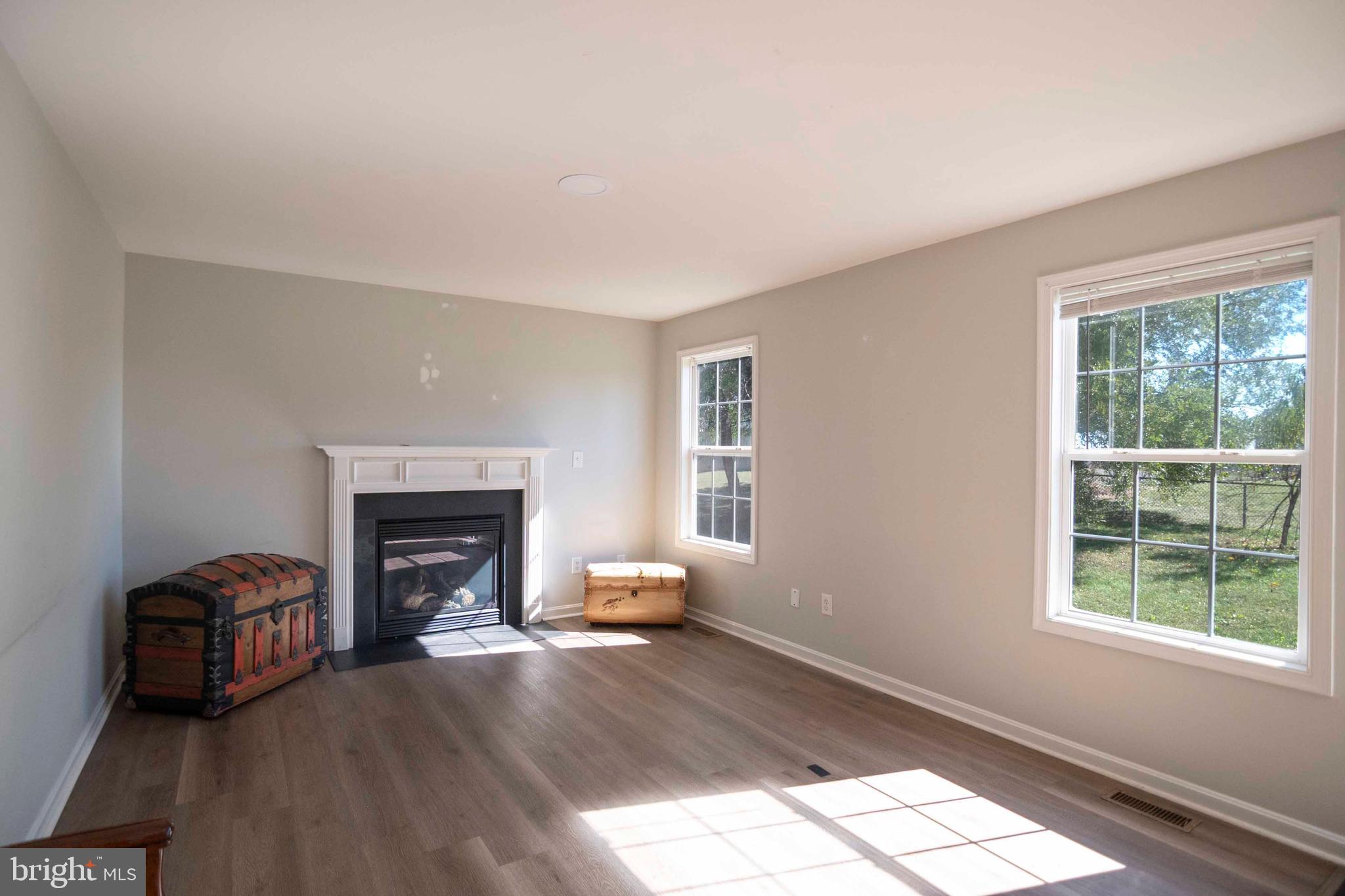 SUMMER HILL - Residential