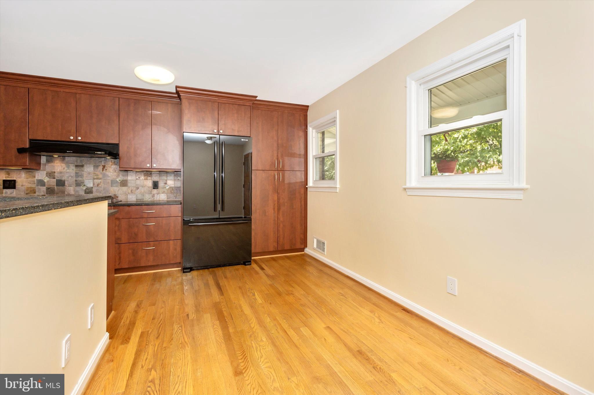 PT WHEATON OUT - Residential