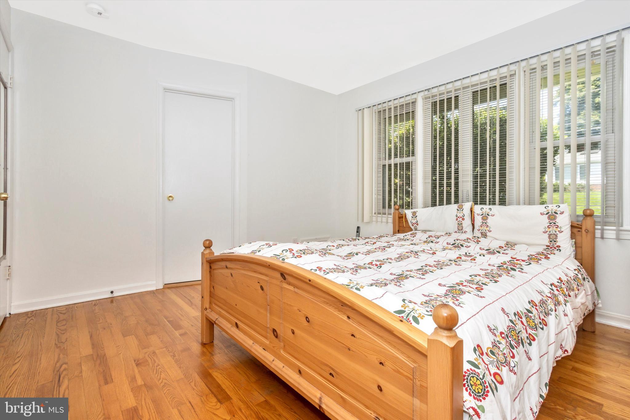 PT WHEATON OUT - Residential