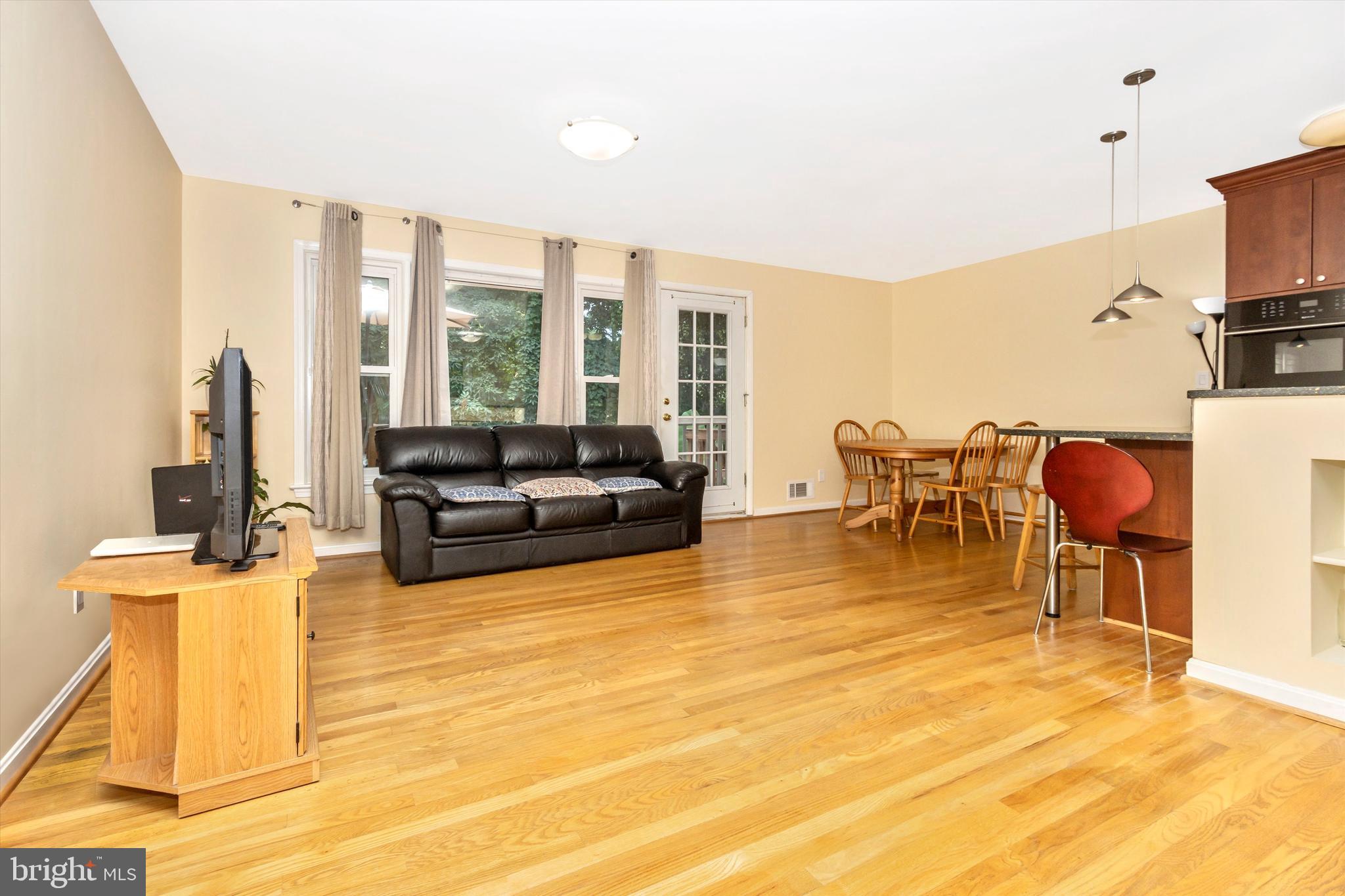 PT WHEATON OUT - Residential