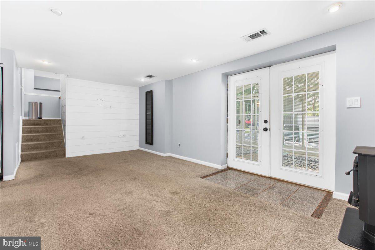 THE HIGHLANDS - Residential