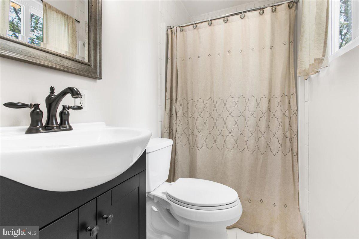 THE HIGHLANDS - Residential