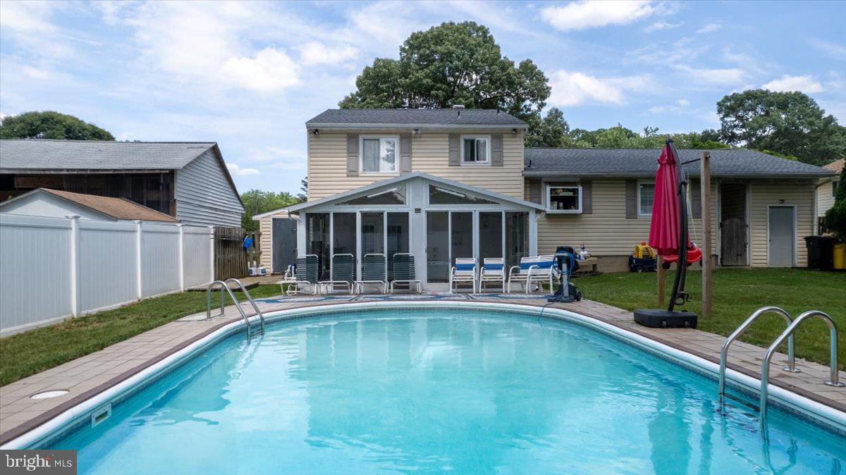 THE HIGHLANDS - Residential