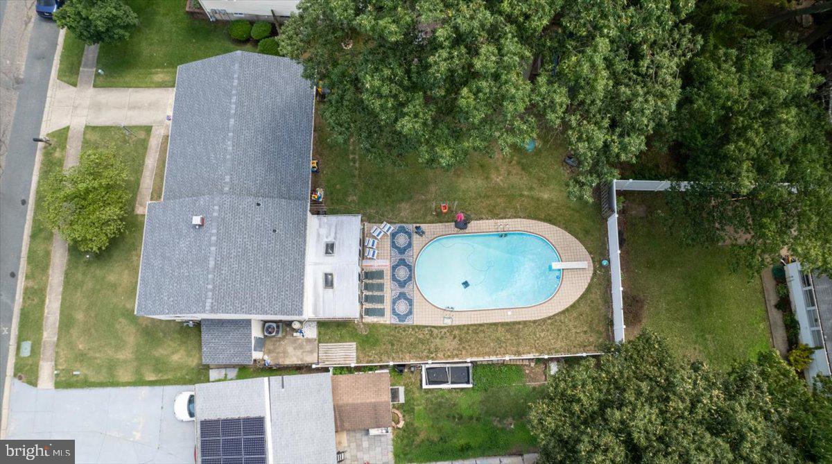 THE HIGHLANDS - Residential